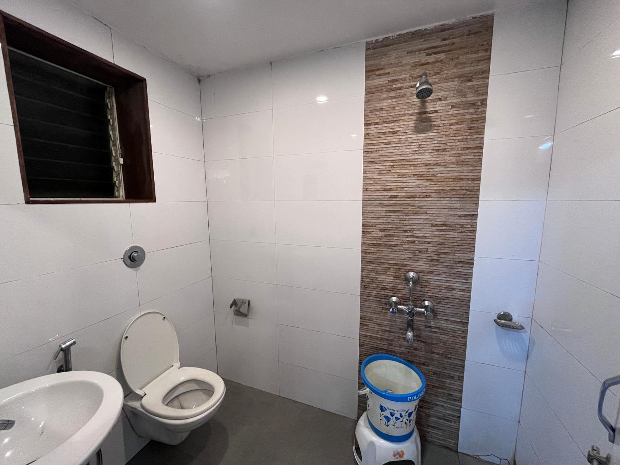 Anupama Hotel 3*