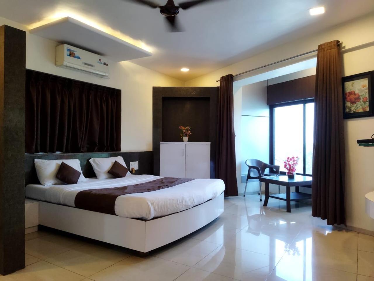 Anupama Hotel Mahabaleshwar