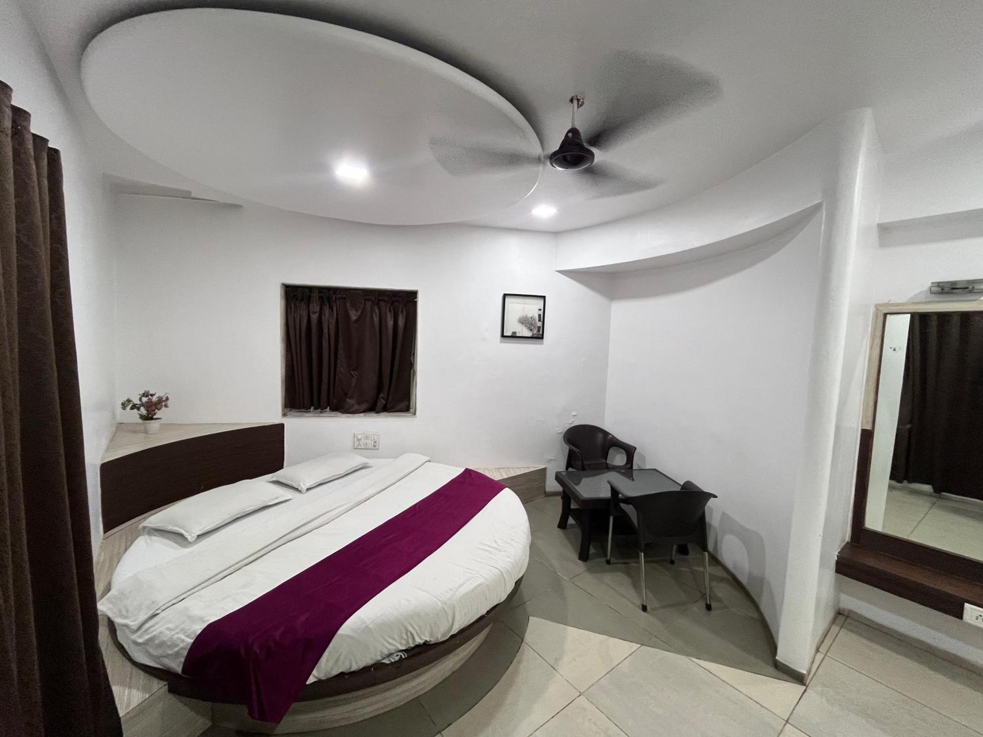 Anupama Hotel