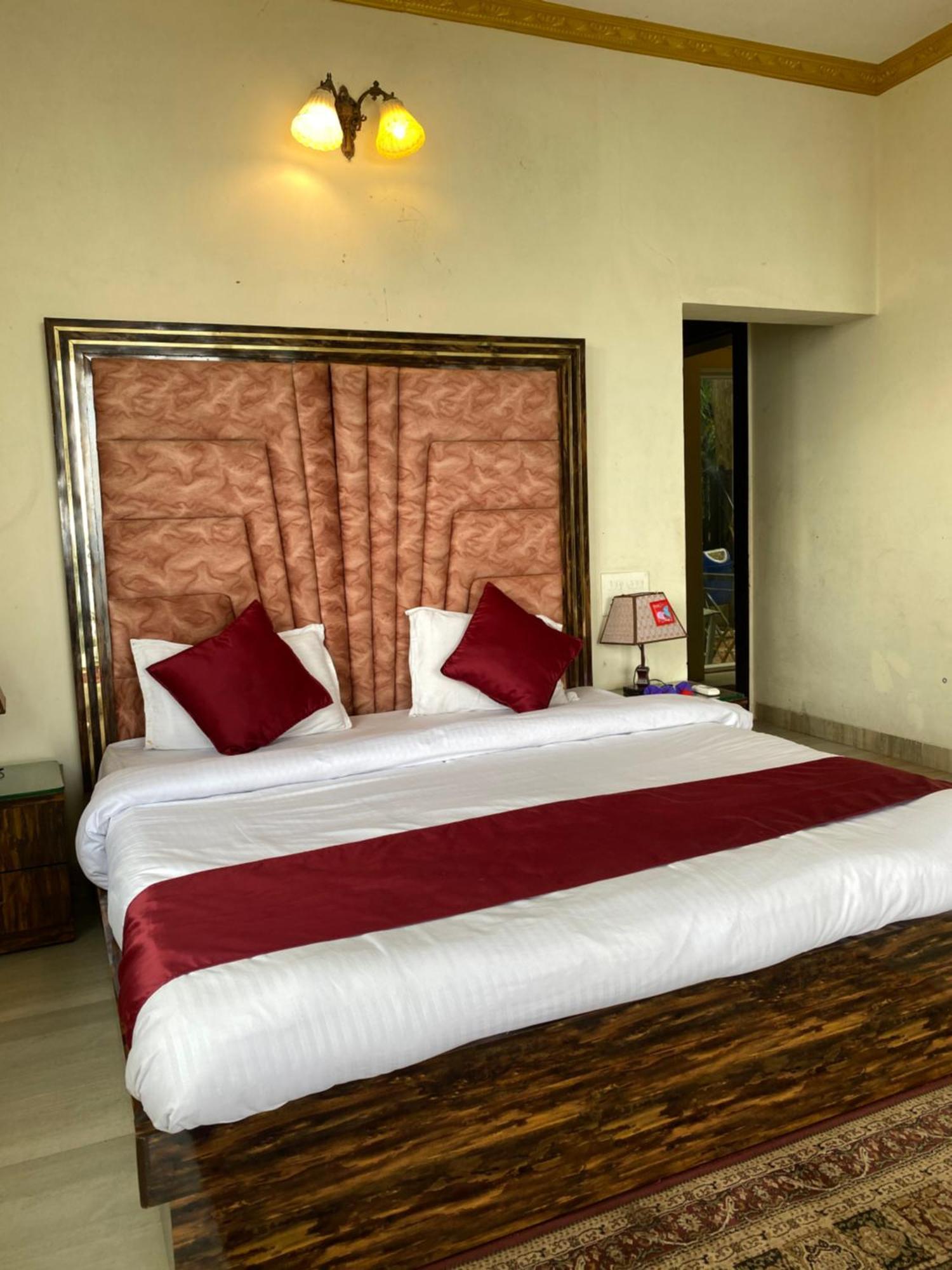 Villa Lakeview By Madstays, Panchgani