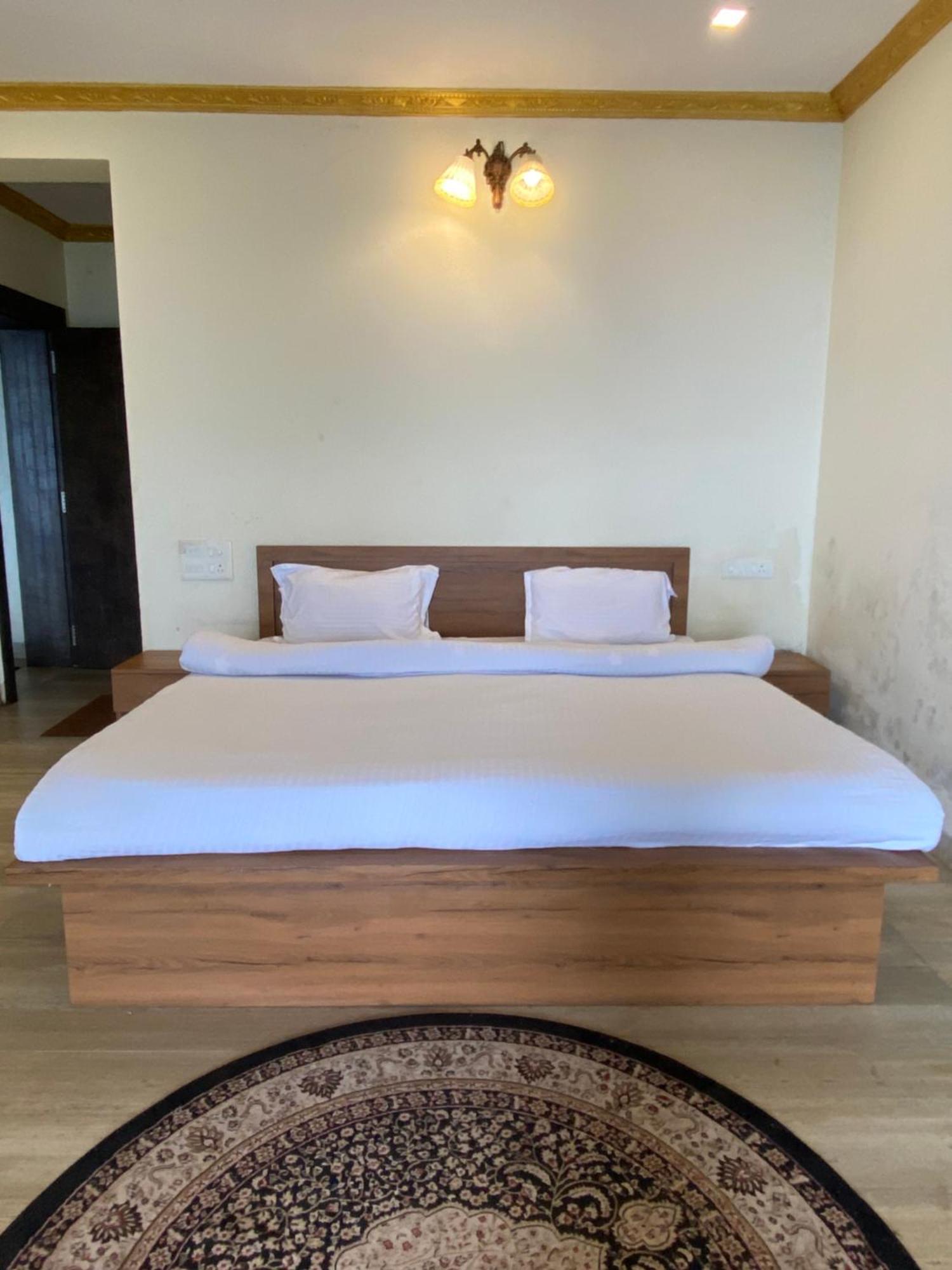 Villa Lakeview By Madstays, Panchgani