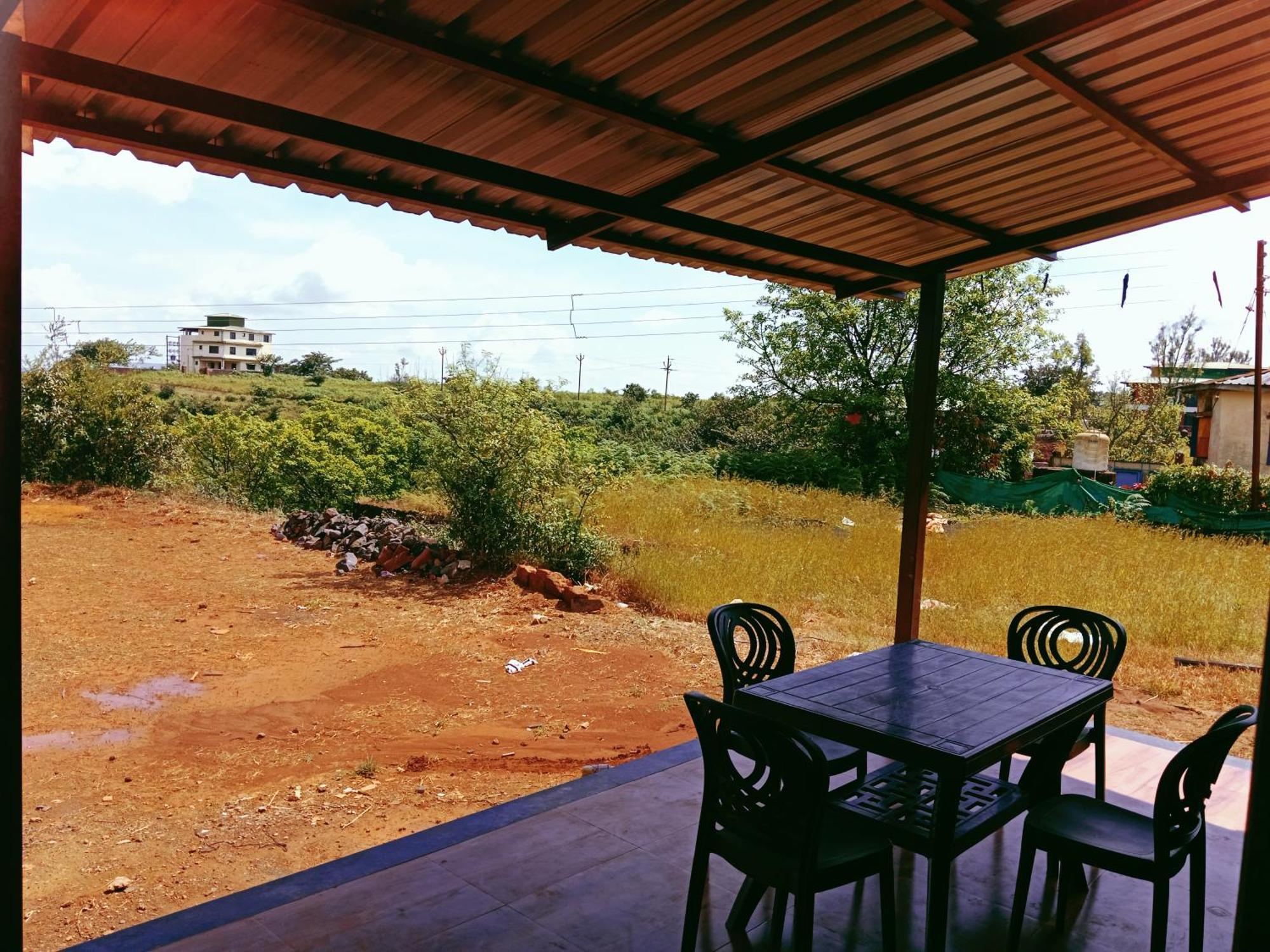 Dattatray Hollydays 3bhk With Balcony