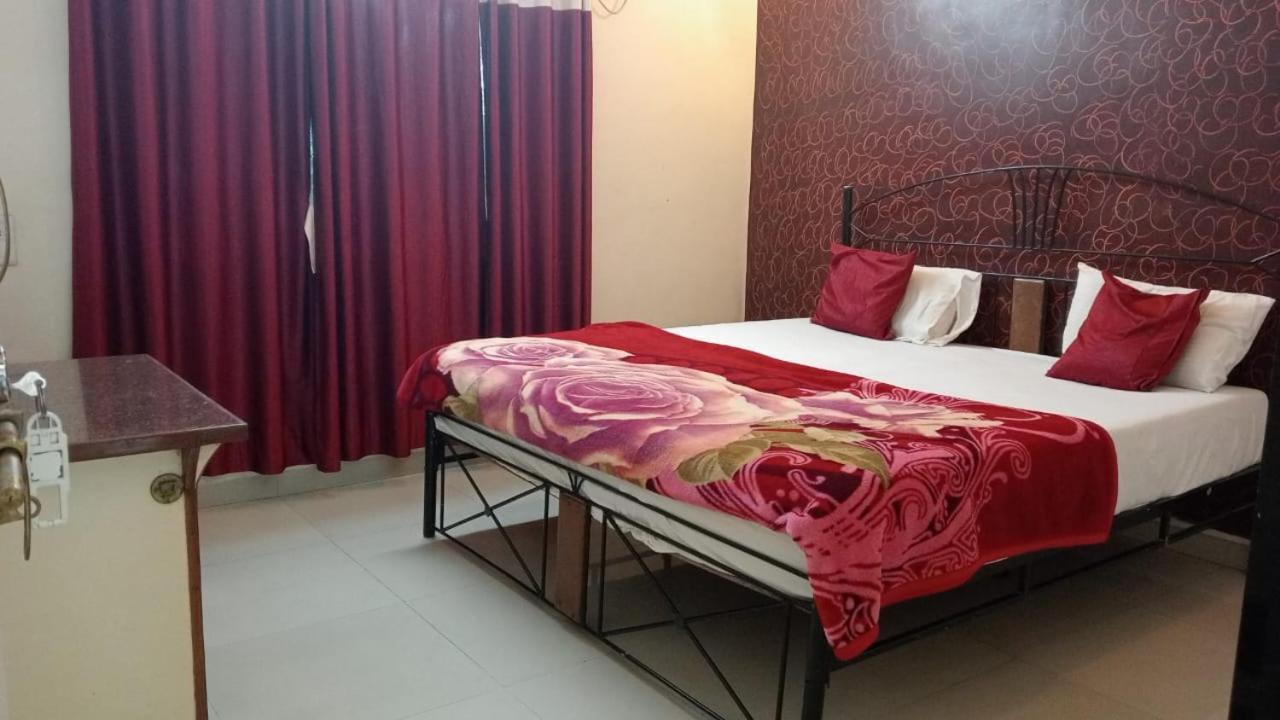 Vedant's Homestay *
