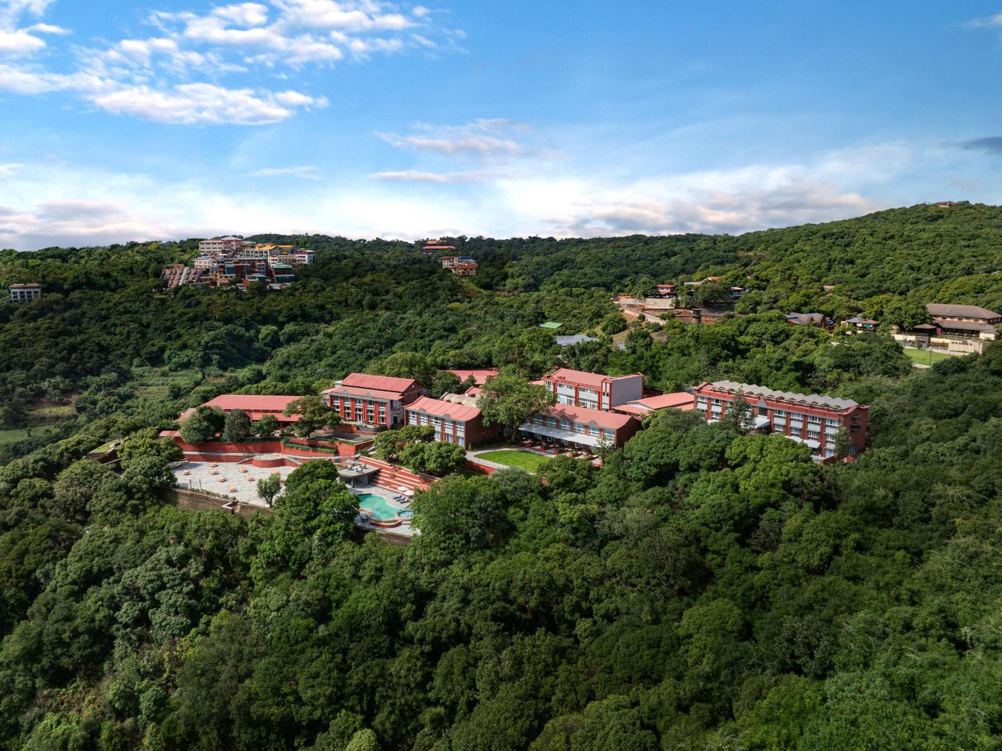 Fountain, - Ihcl Seleqtions Mahabaleshwar