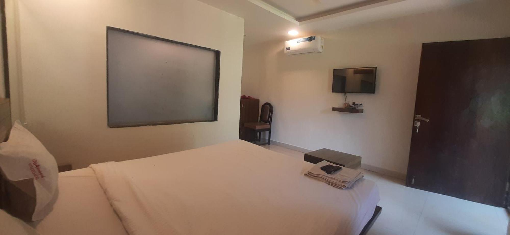 Hotel Oakwood 4*