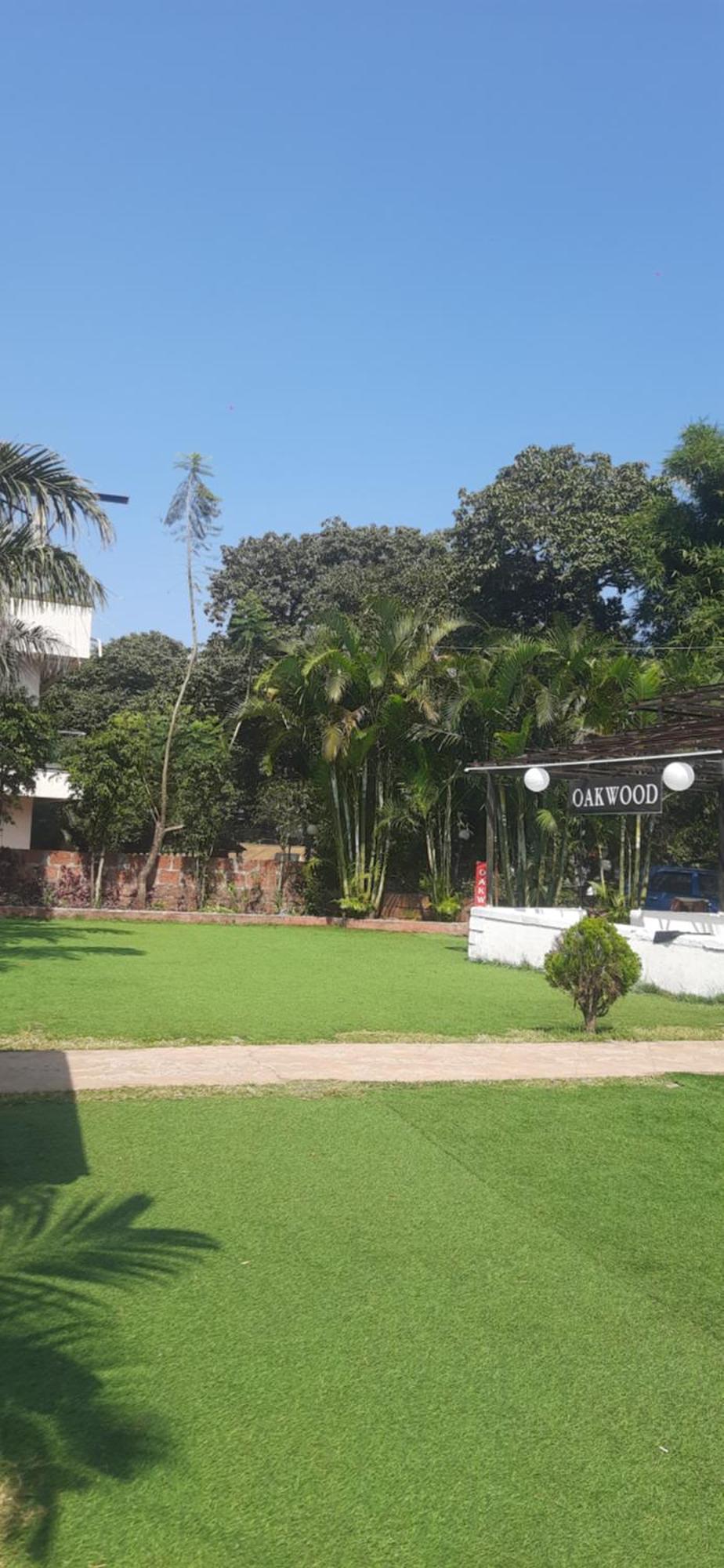 Hotel Oakwood