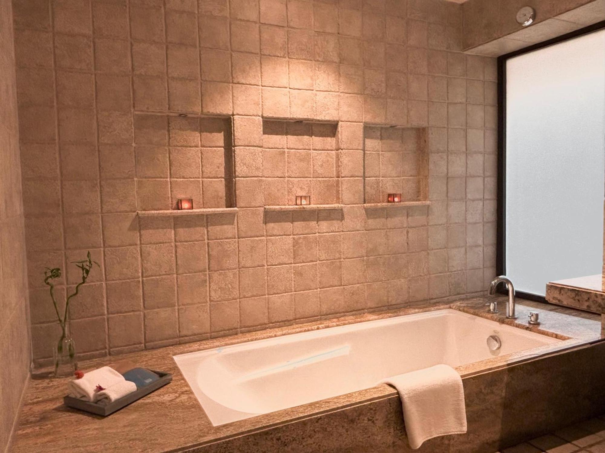 Fountain, - Ihcl Seleqtions Hotel 5*