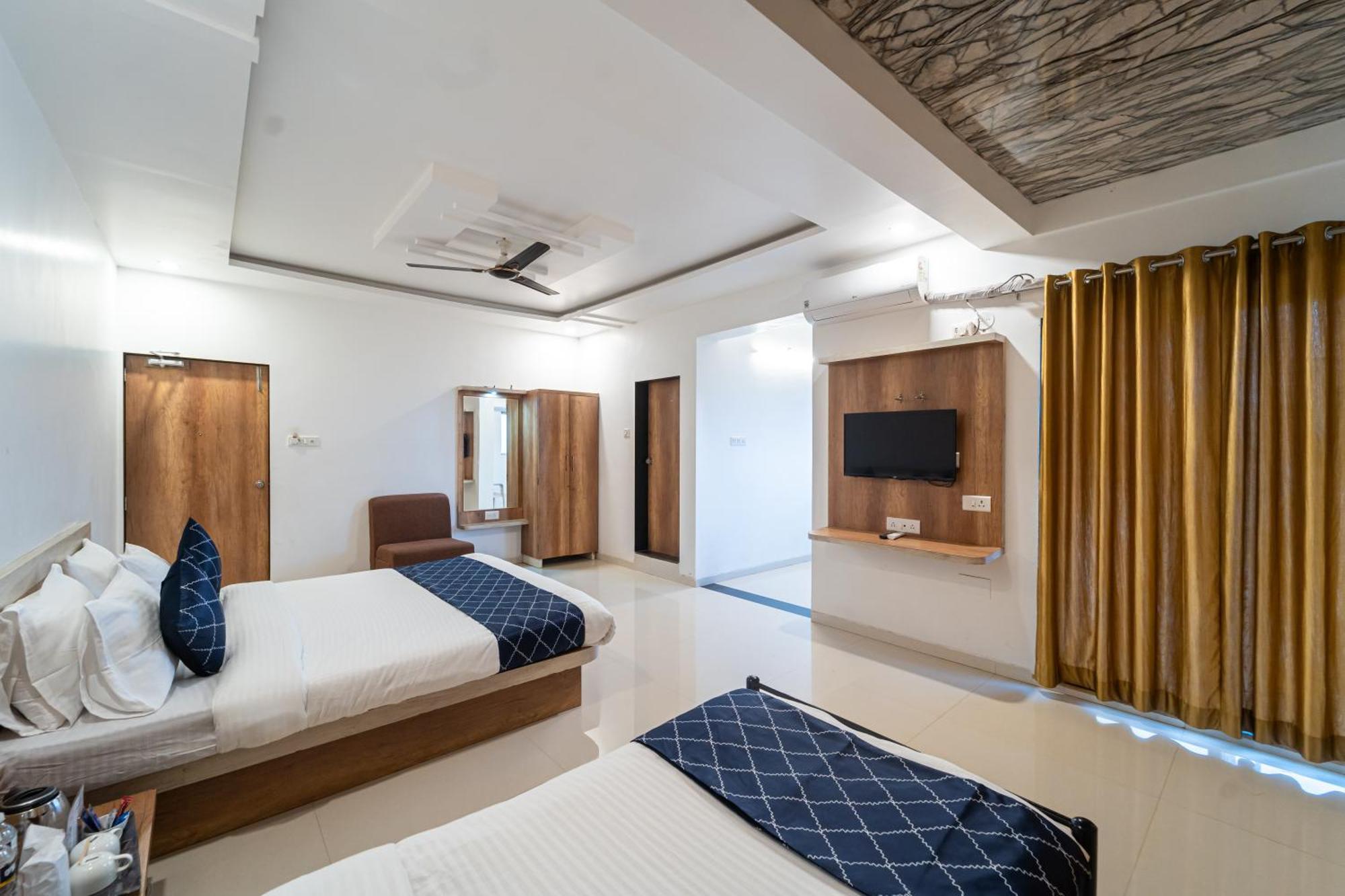 Resort Strawberry King Mahabaleshwar