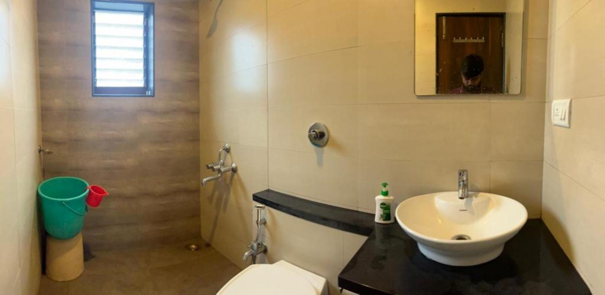 Hotel Sarthak Residency