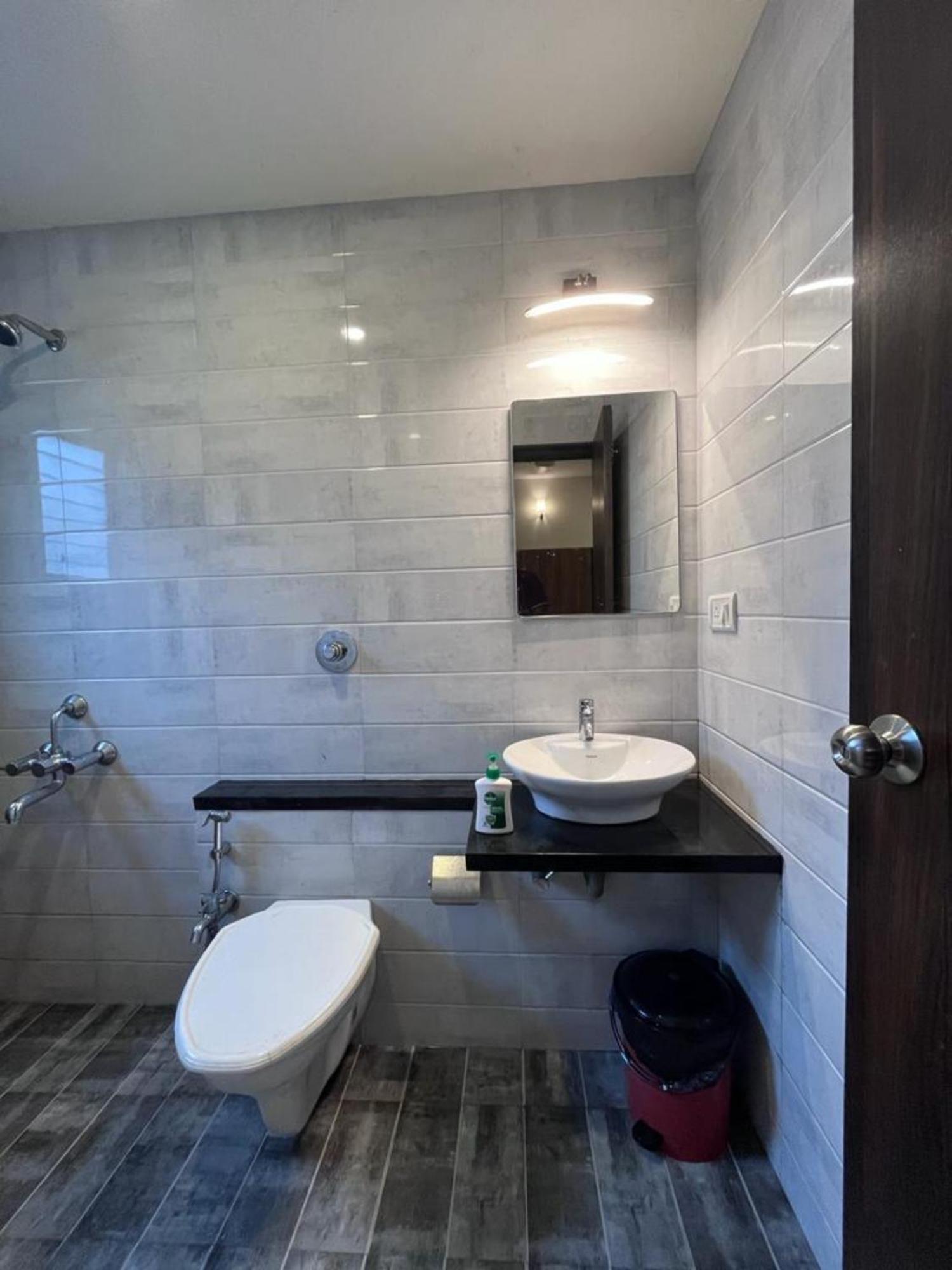Hotel Sarthak Residency 3*