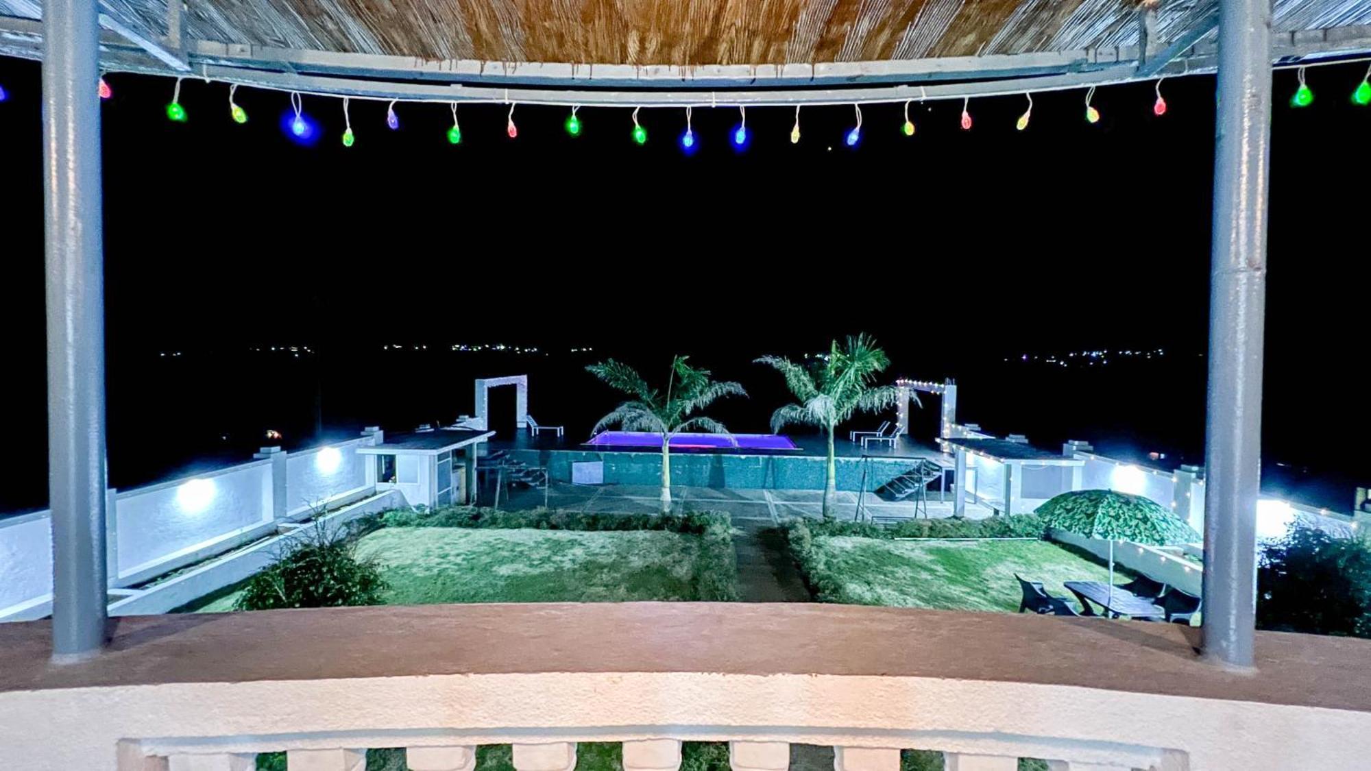 Emerald Hotel 3*