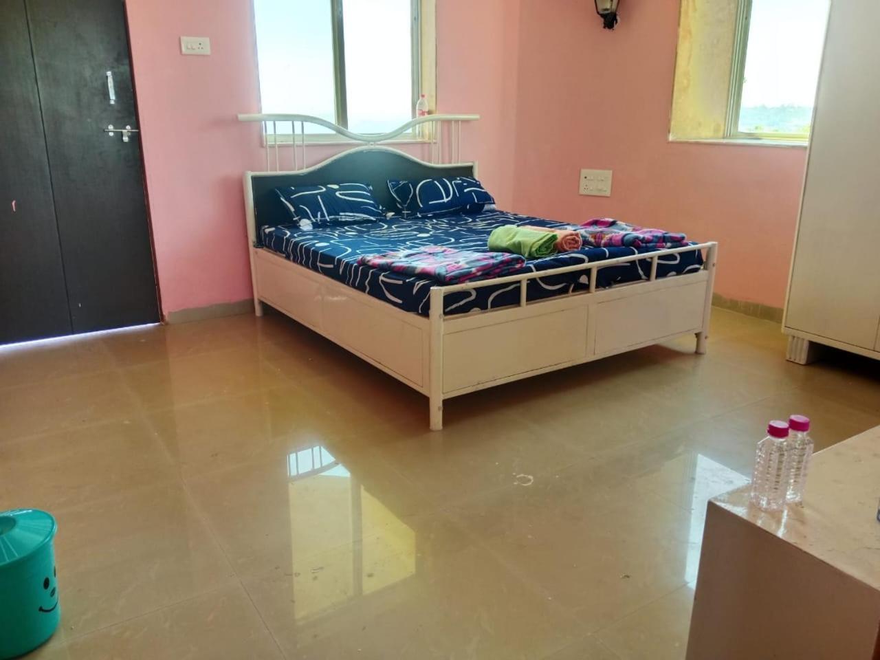 Dev Anand Holiday home