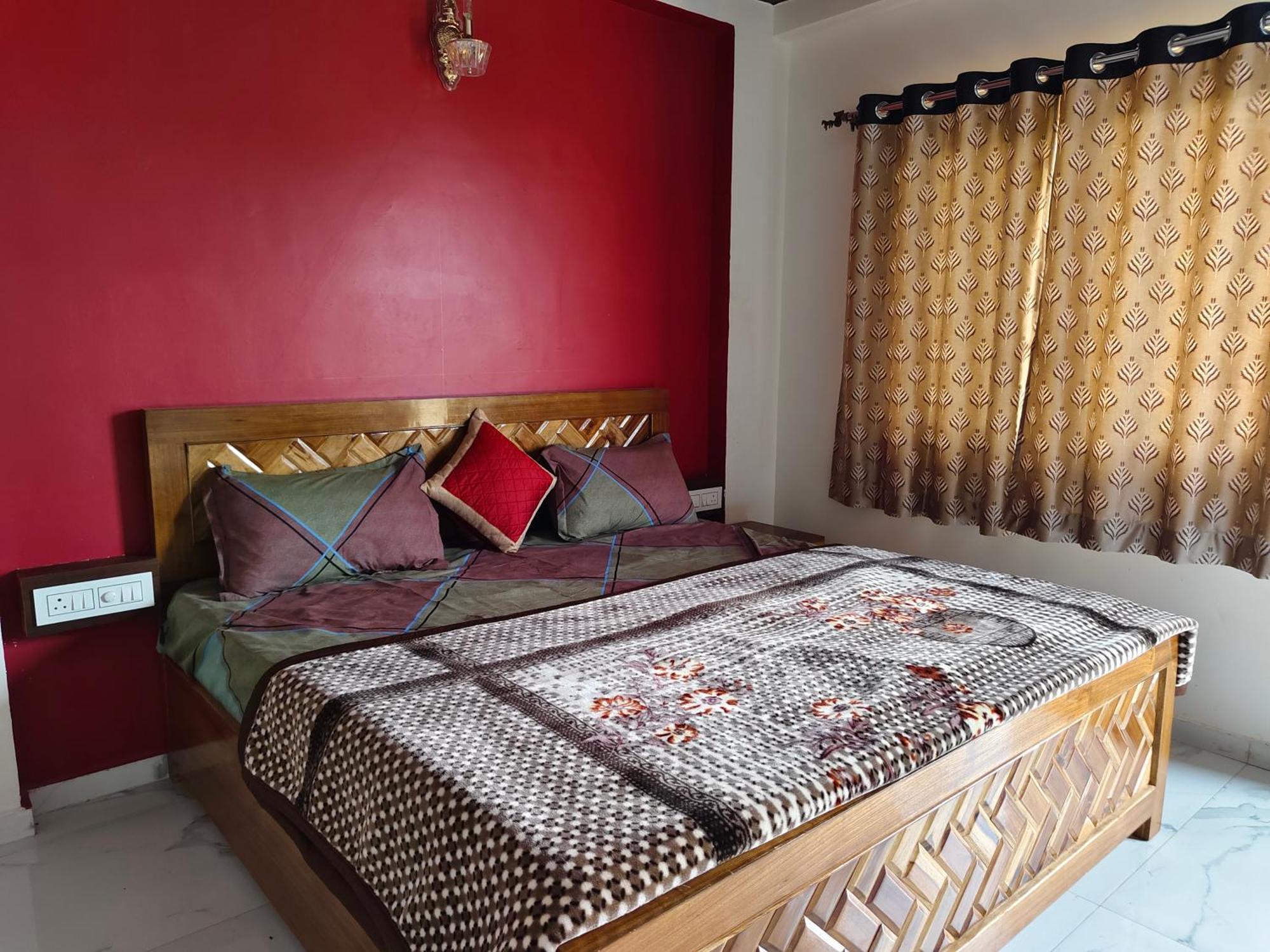 Kadam Palace Mahabaleshwar
