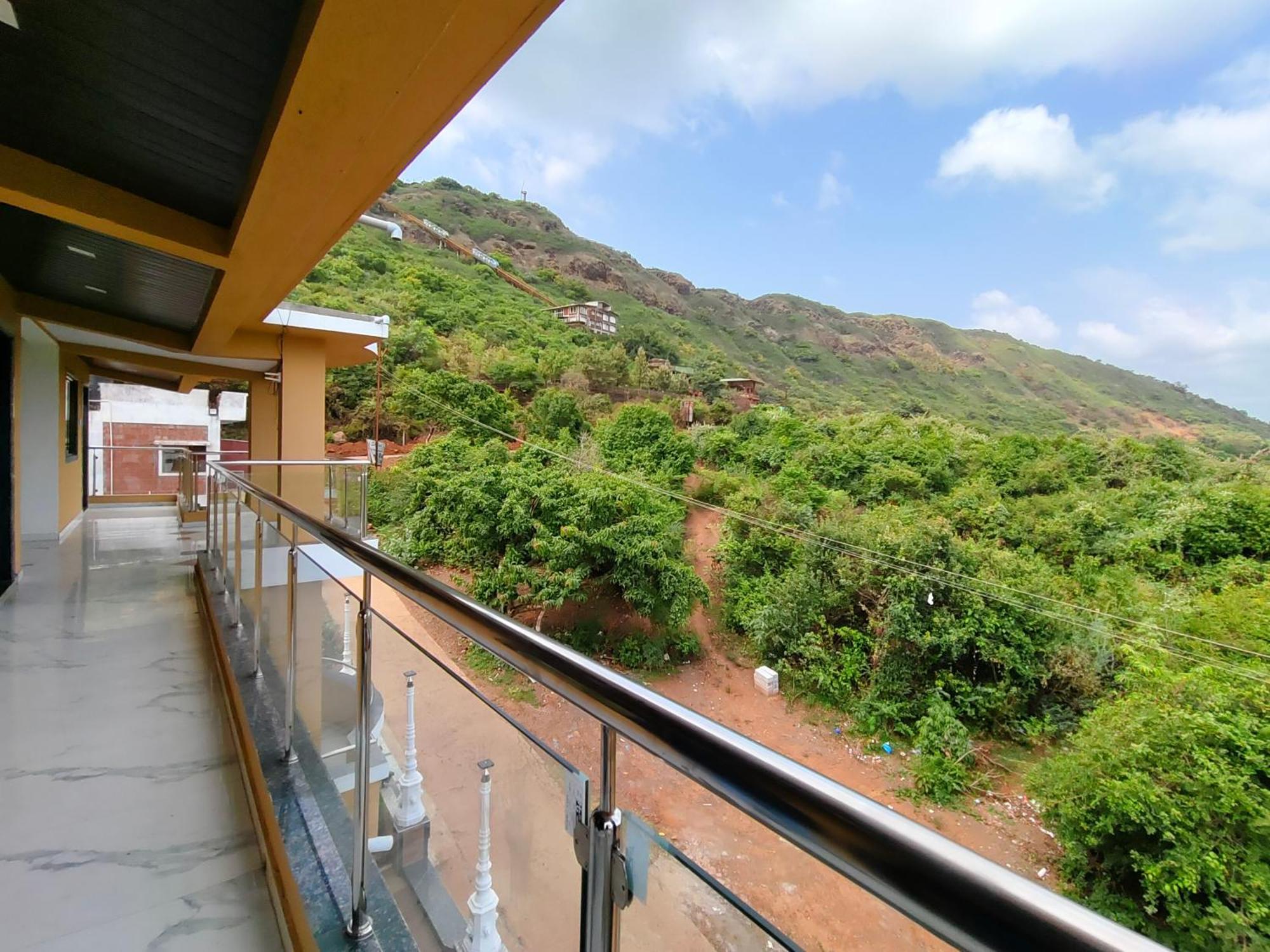 Kadam Palace 3* Mahabaleshwar