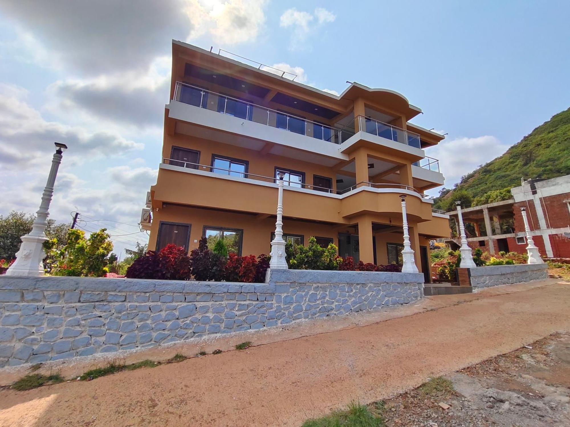 Kadam Palace Hotel
