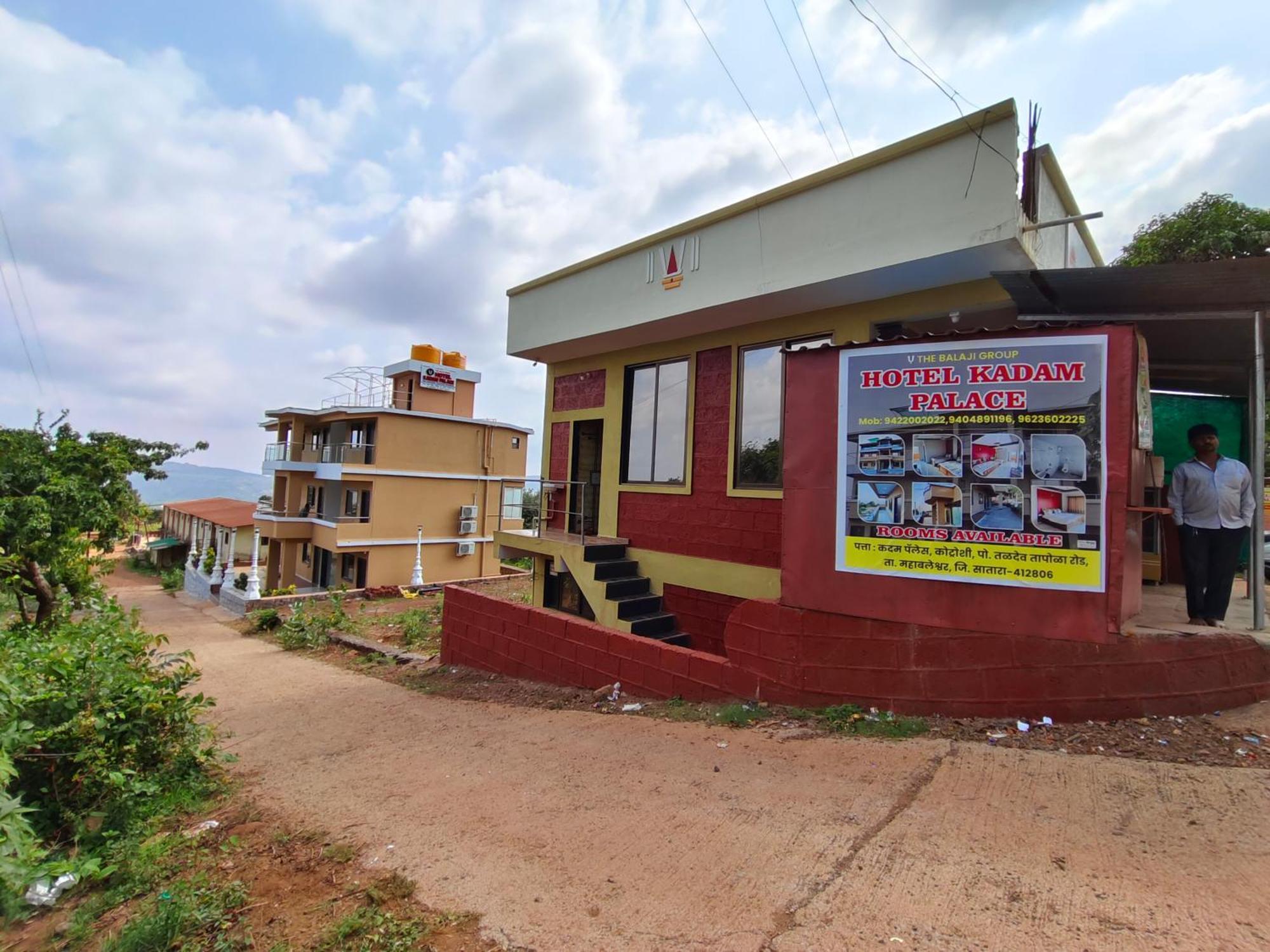 Kadam Palace Hotel Mahabaleshwar