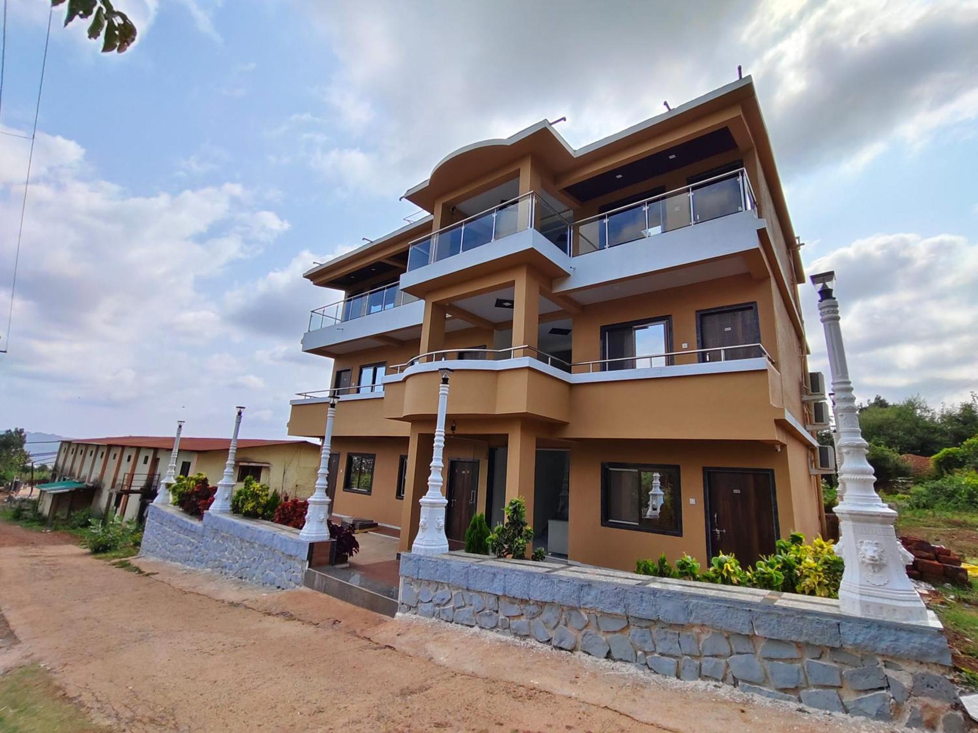 Kadam Palace