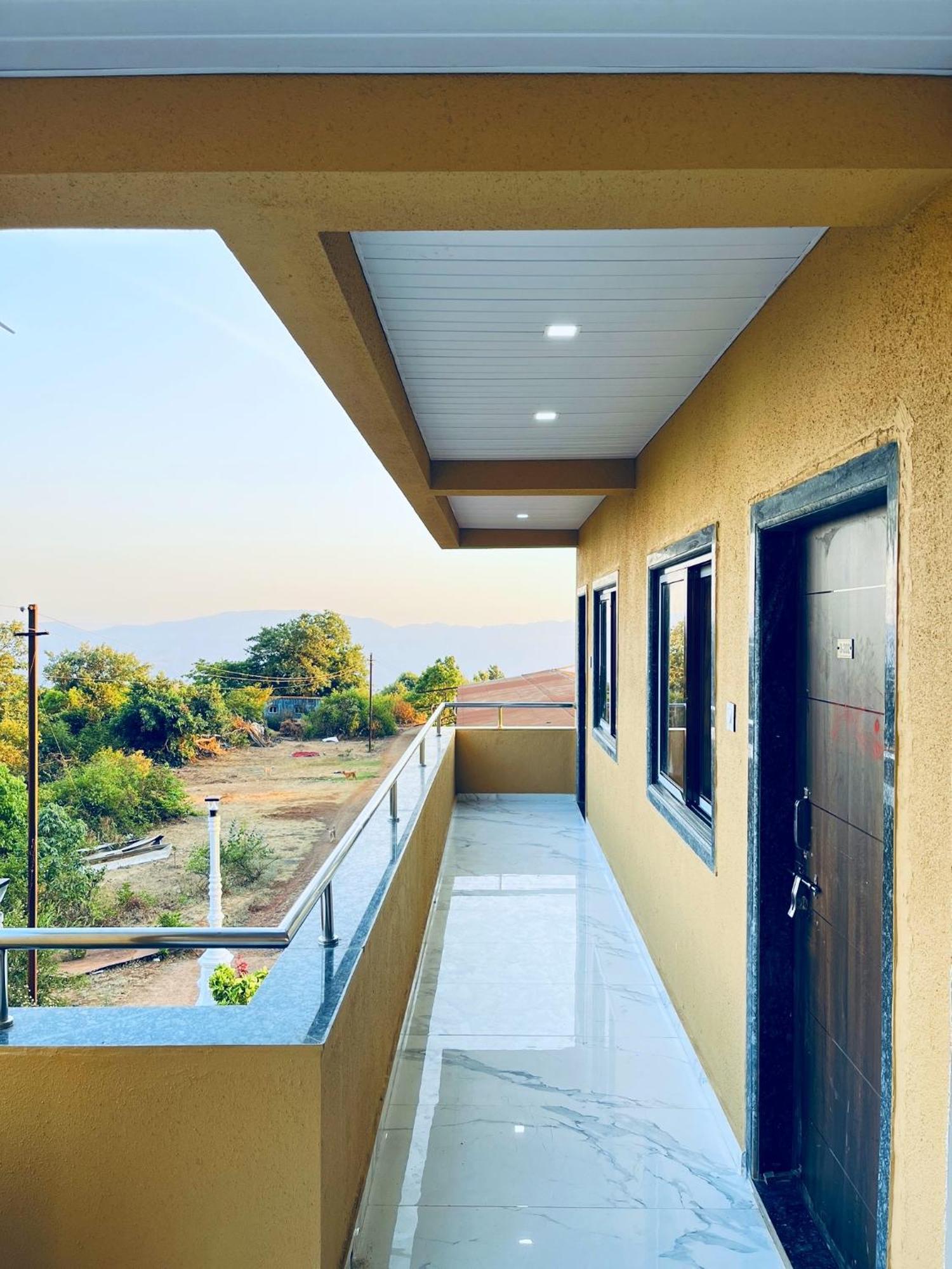 Kadam Palace Hotel Mahabaleshwar