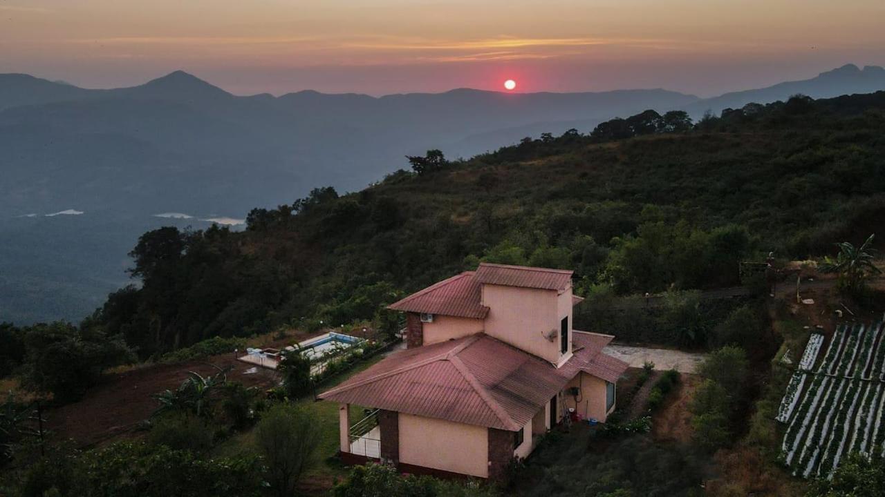 Lifeline Villas- Backwater Breeze Valley View Luxurious Infinity Pool With Huge Open Area *