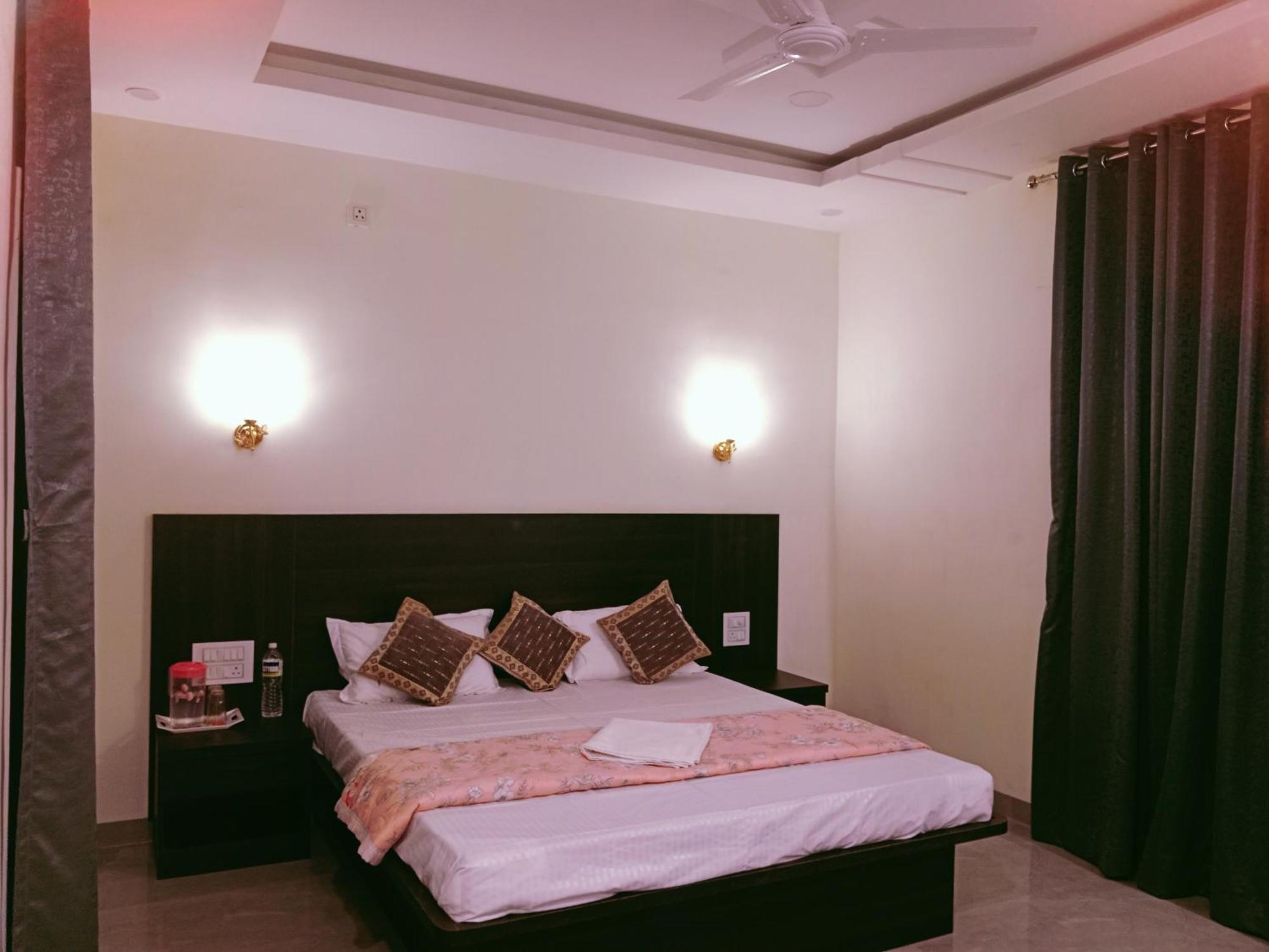 3bhk Browne By Villass * Mahabaleshwar