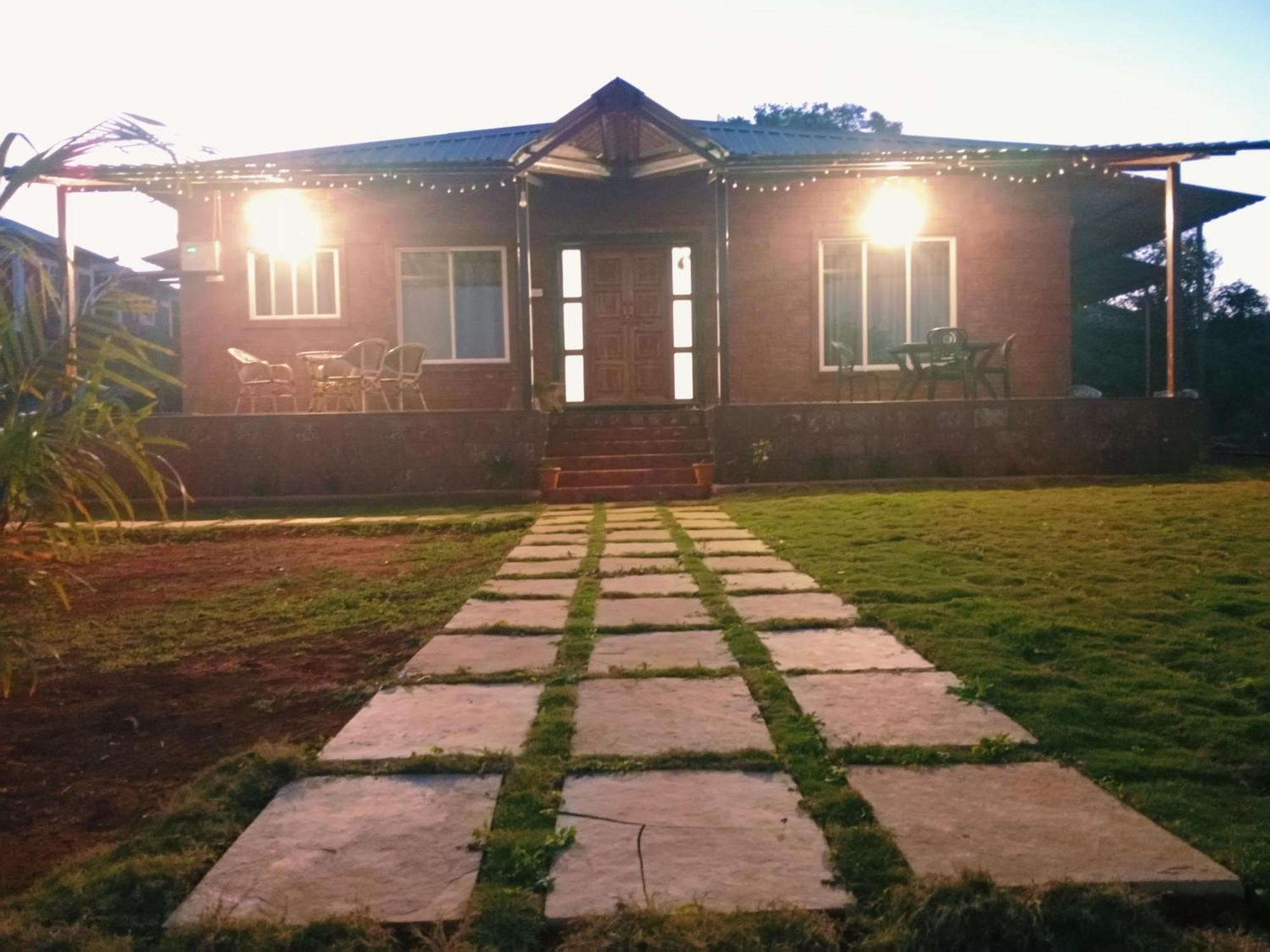 3bhk Browne By Villass Villa Mahabaleshwar