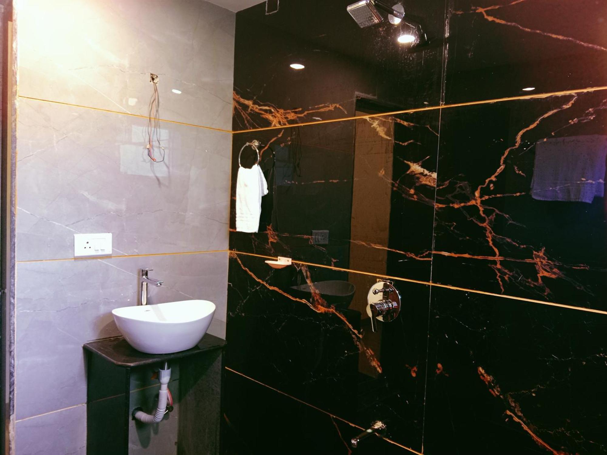 3bhk Browne By Villass *