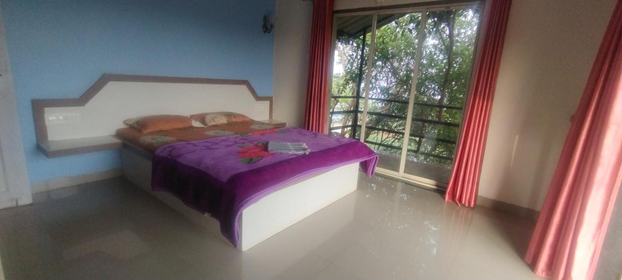 S R S Mahabaleshwar