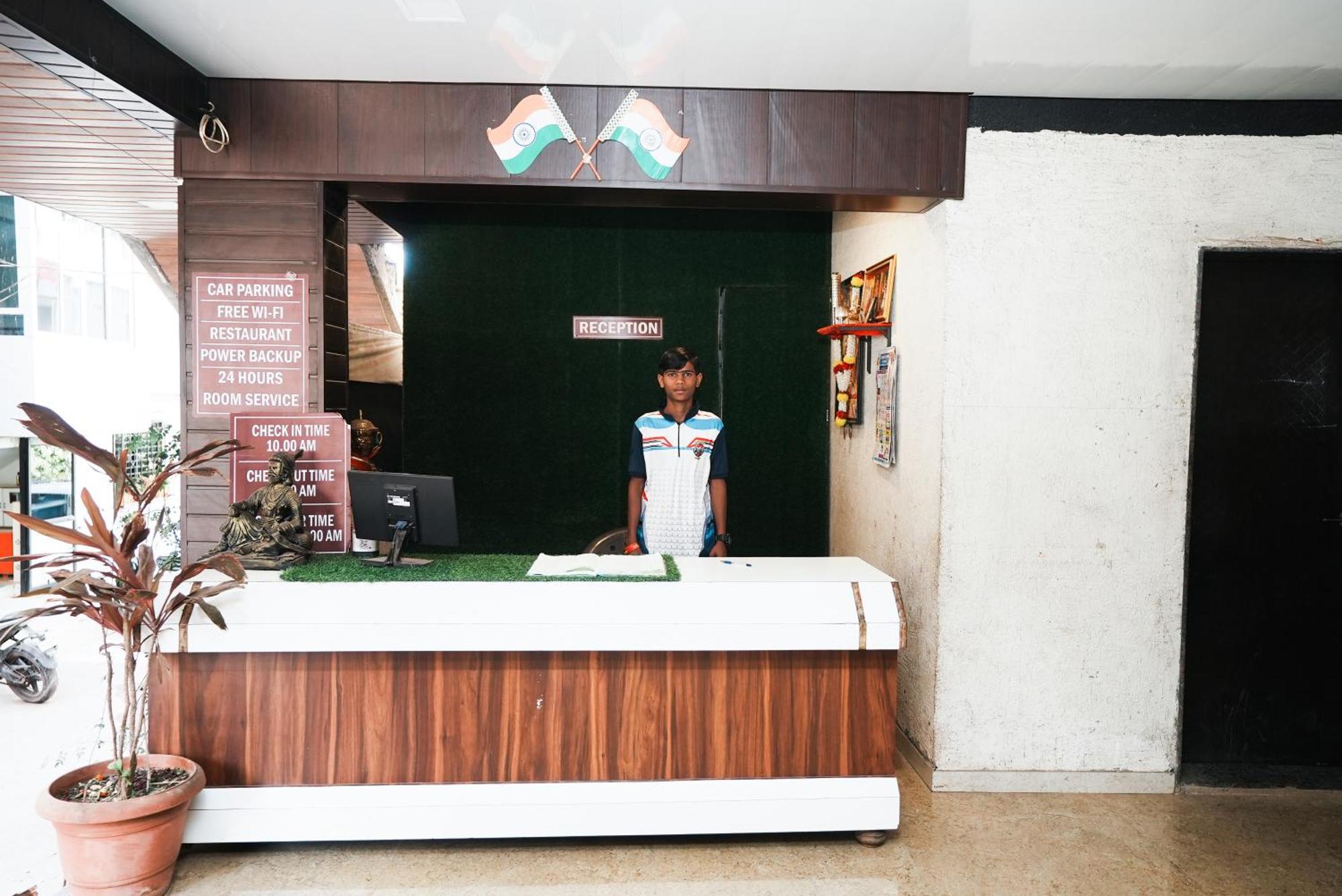 Hotel Sai Executive Near Holy Cross Church 3*