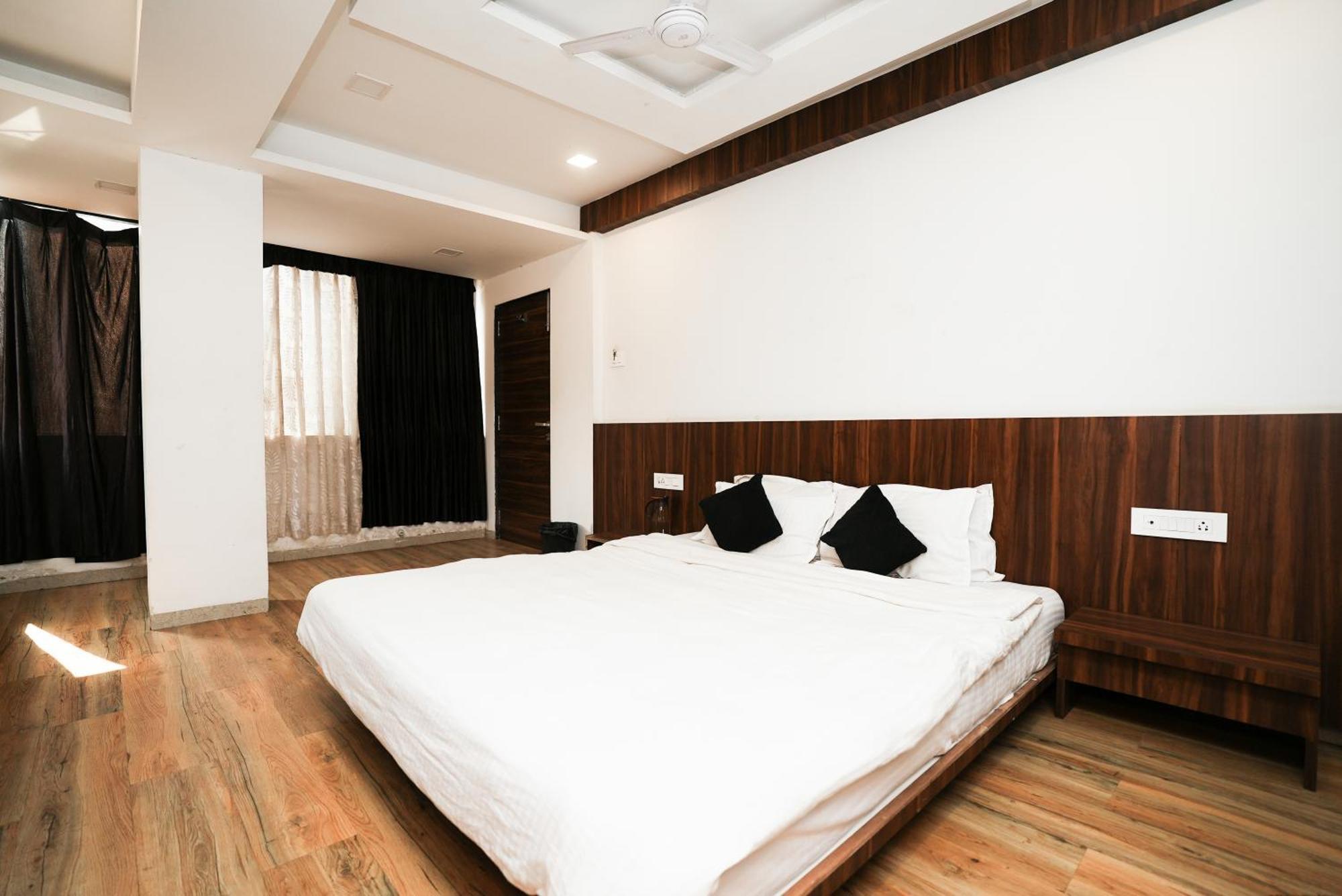 Sai Executive Near Holy Cross Church 3* Mahabaleshwar
