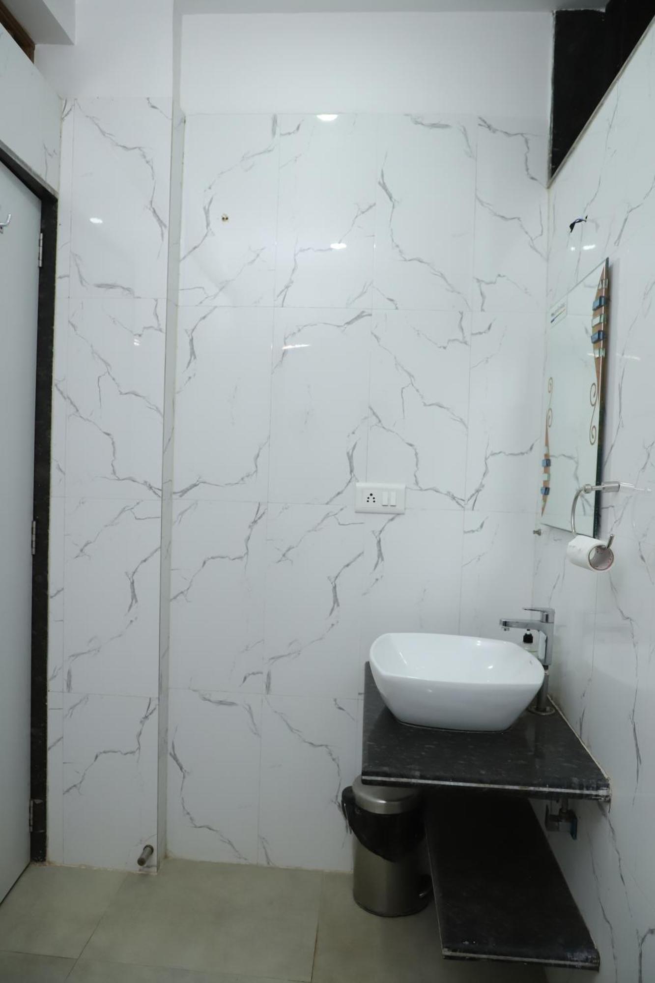 Jeevan Village Resort *