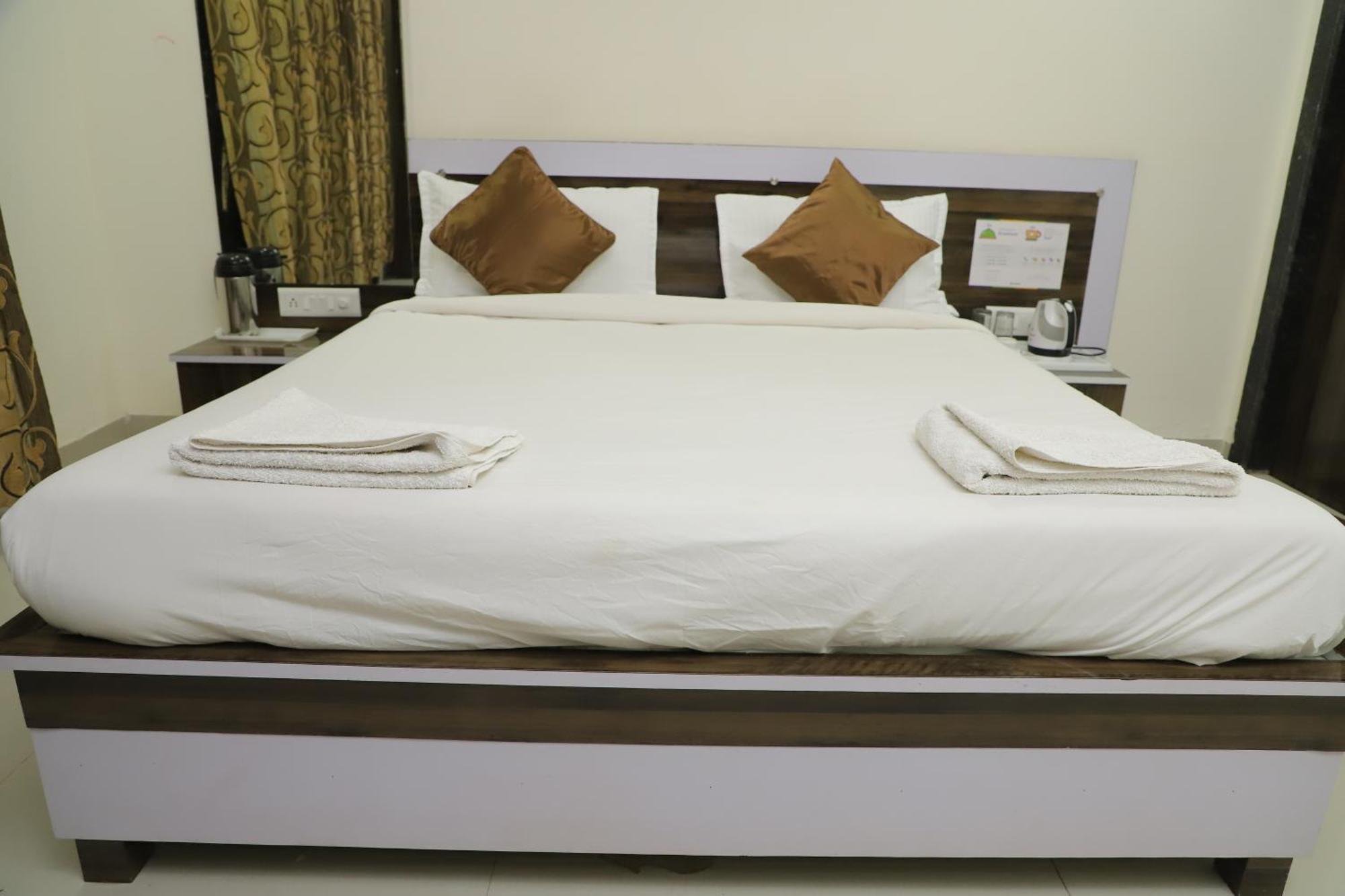 Resort Jeevan Village *
