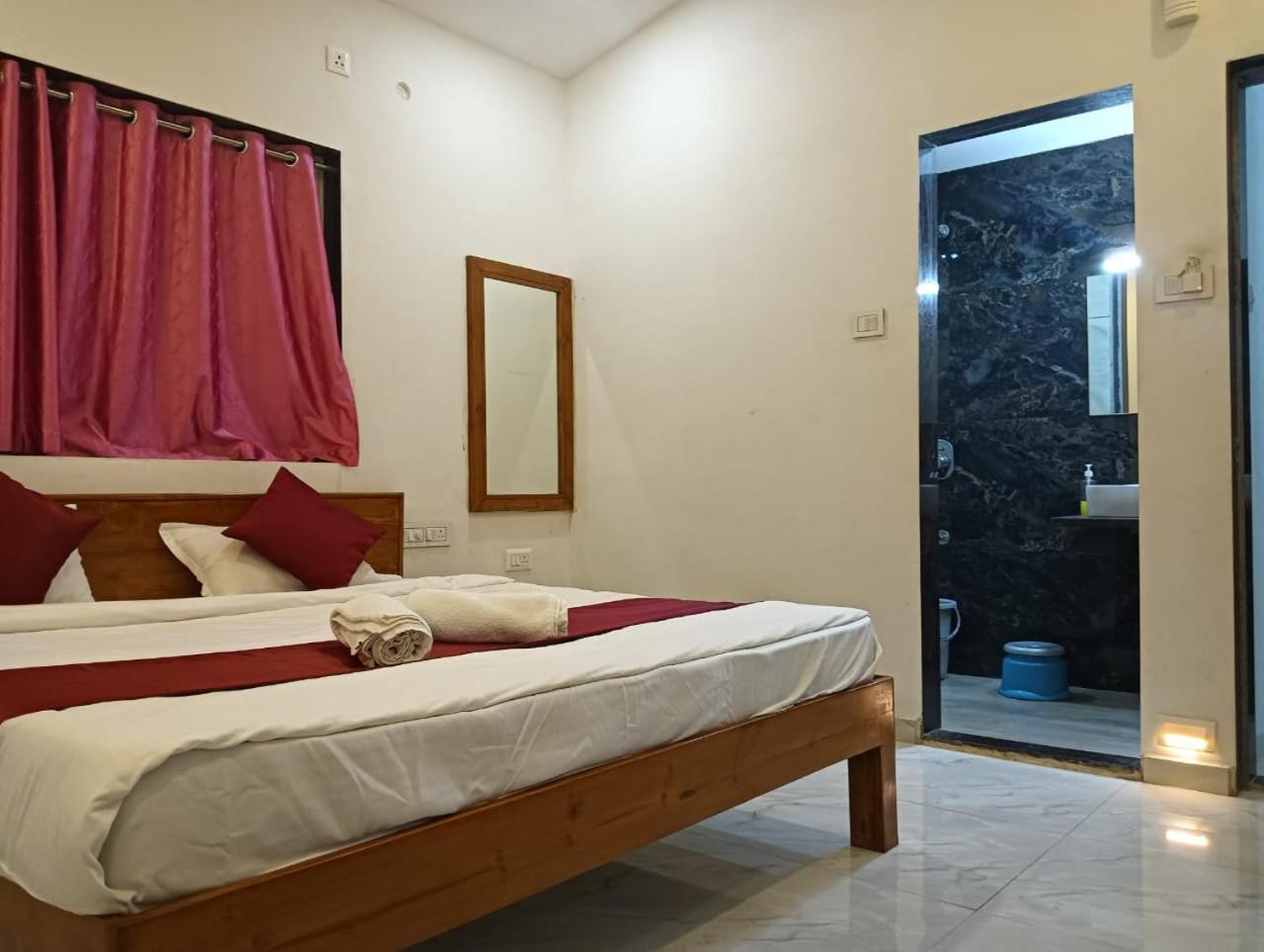 Hotel Heaven River Side And