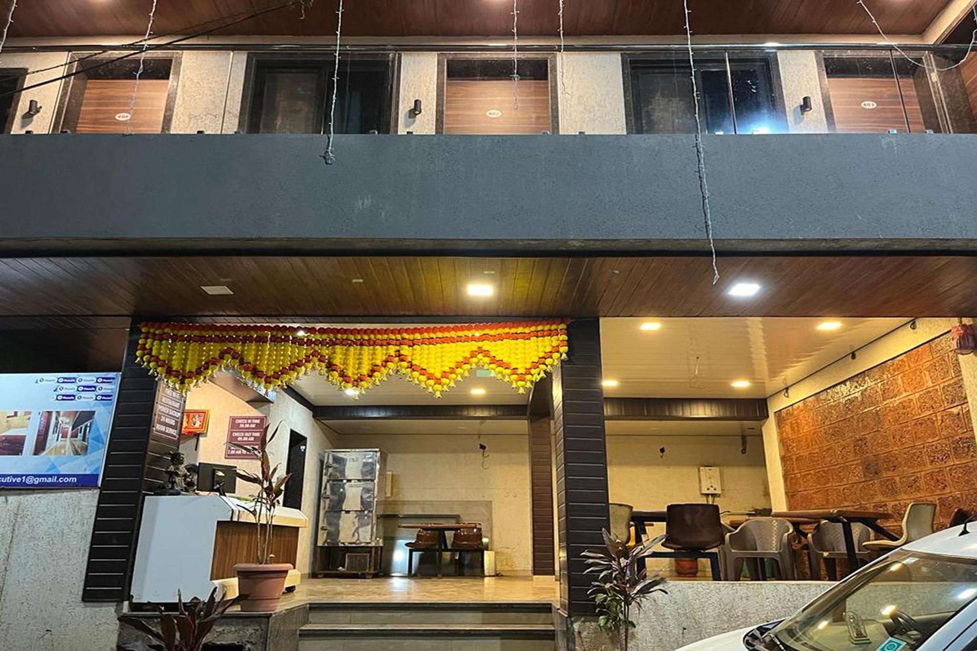 Hotel Sai Executive Near Holy Cross Church Mahabaleshwar