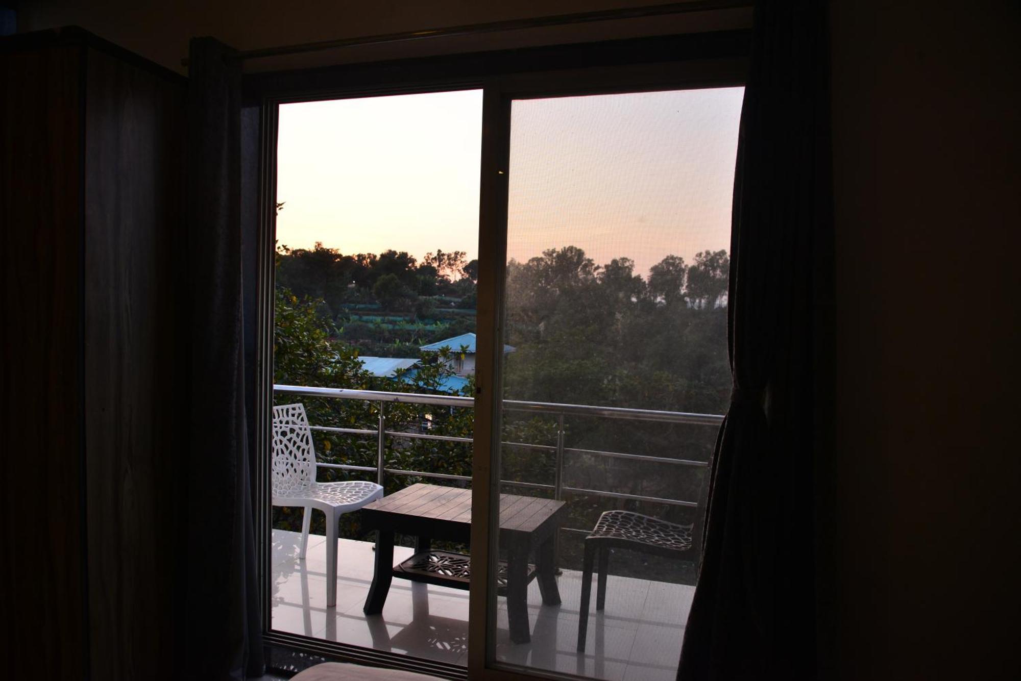 Hotel Elephant Valley View Mahabaleshwar