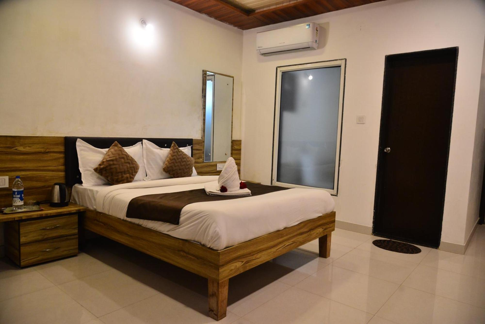 Hotel Elephant Valley View Mahabaleshwar