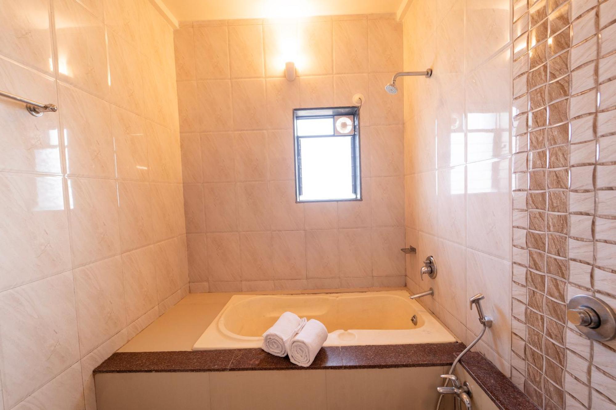 Momentous And Villa Mahabaleshwar