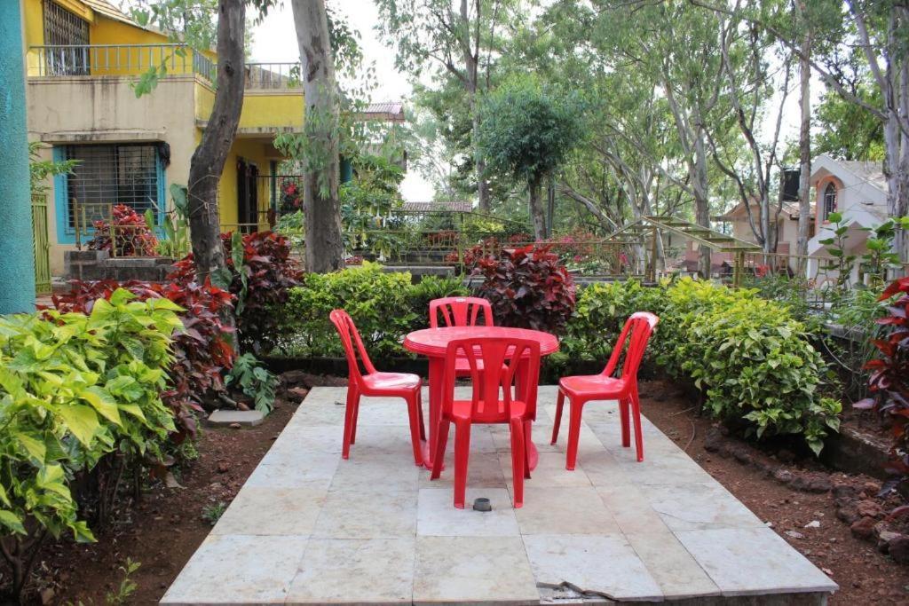Private Garden Bungalow, Main Road Connected - Om Bungalow, Happy Stay, Villa *