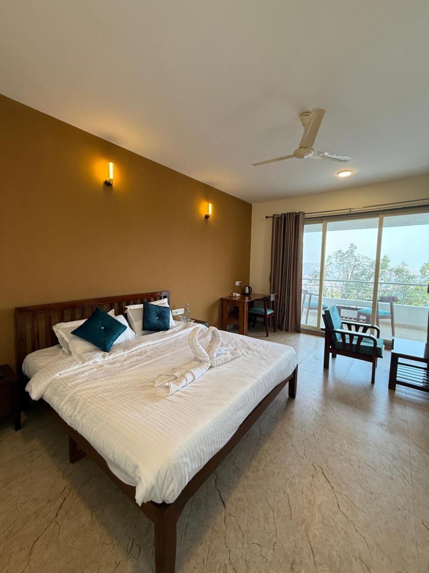 Wonder Mist Resort,