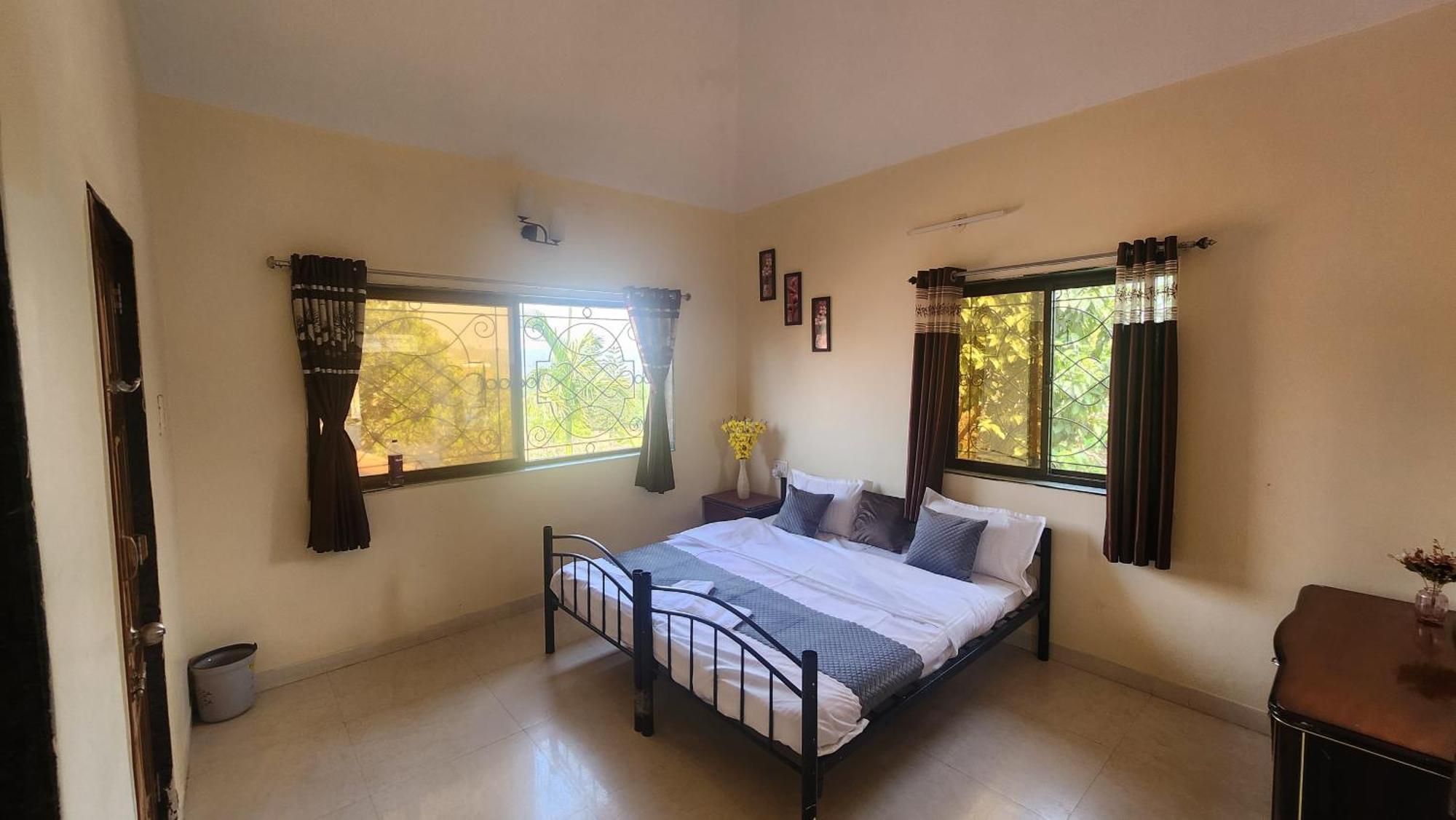 Kareeshmavilla * Mahabaleshwar