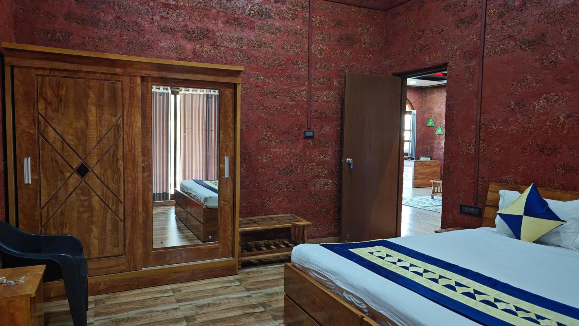 Stone Casa By Vgh 4bhk With Swimming Pool *