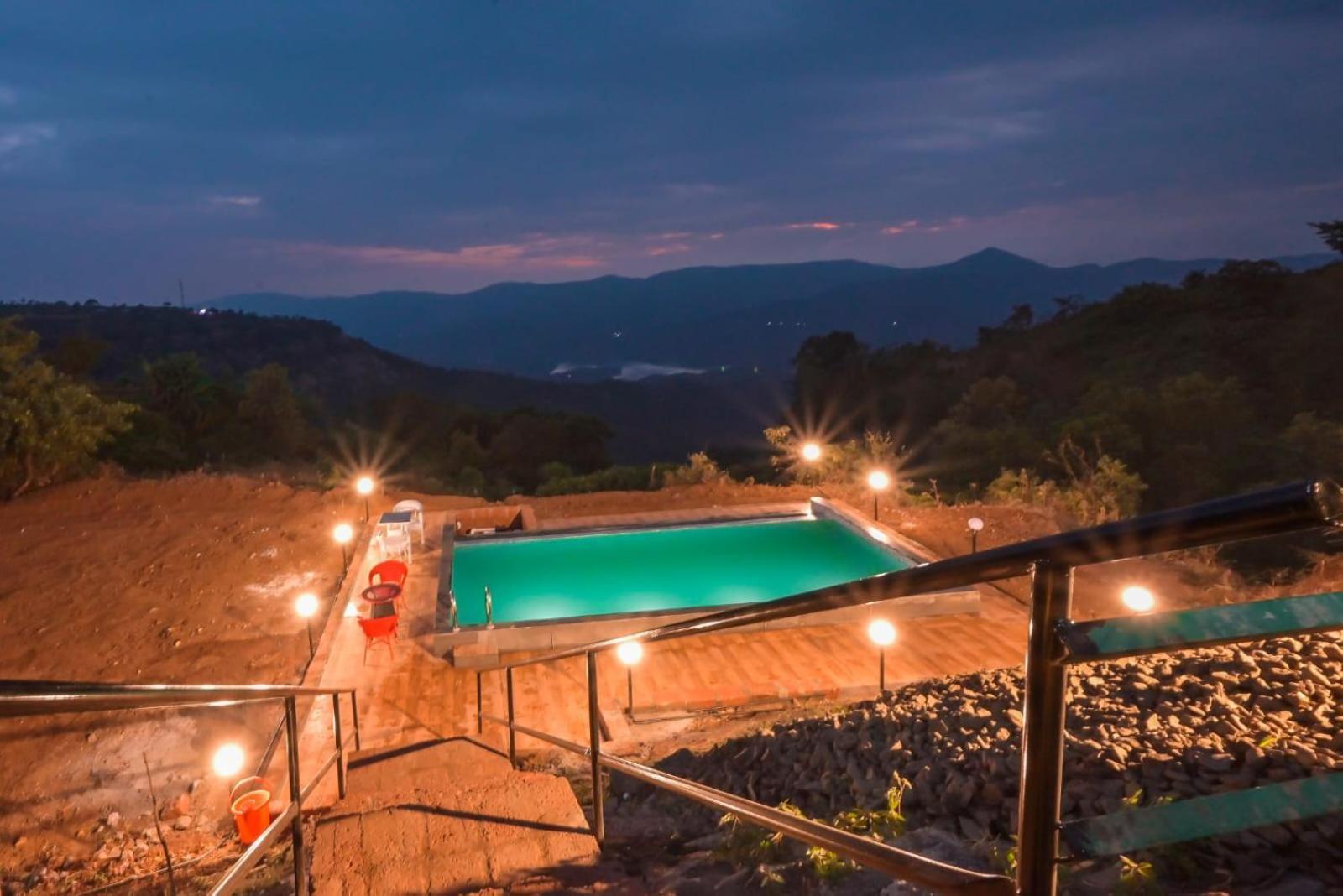 Lifeline Villas- Backwater Breeze Valley View Luxurious Infinity Pool With Huge Open Area * Mahabaleshwar