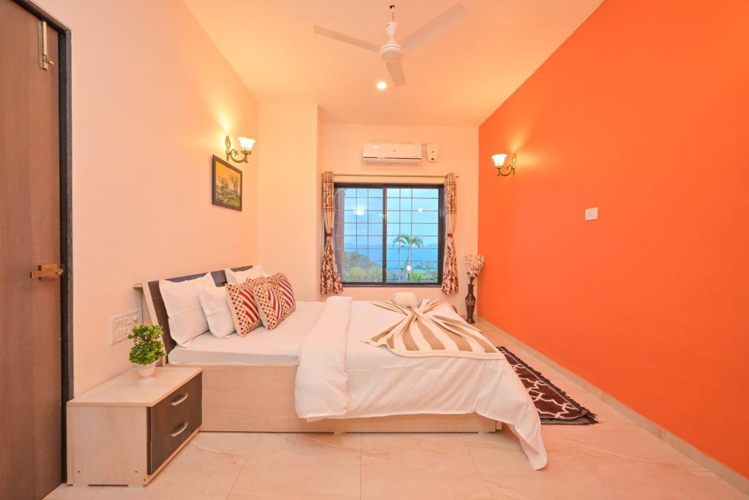Holiday home Lifeline Villas- Backwater Breeze Valley View Luxurious Infinity Pool With Huge Open Area Mahabaleshwar
