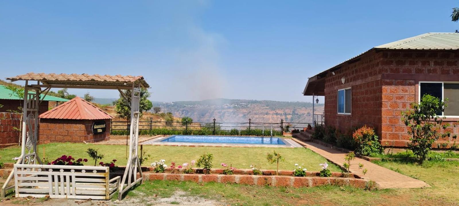 Lifeline - Mystic Woods Luxurious 2bhk With Breathtaking Valley View