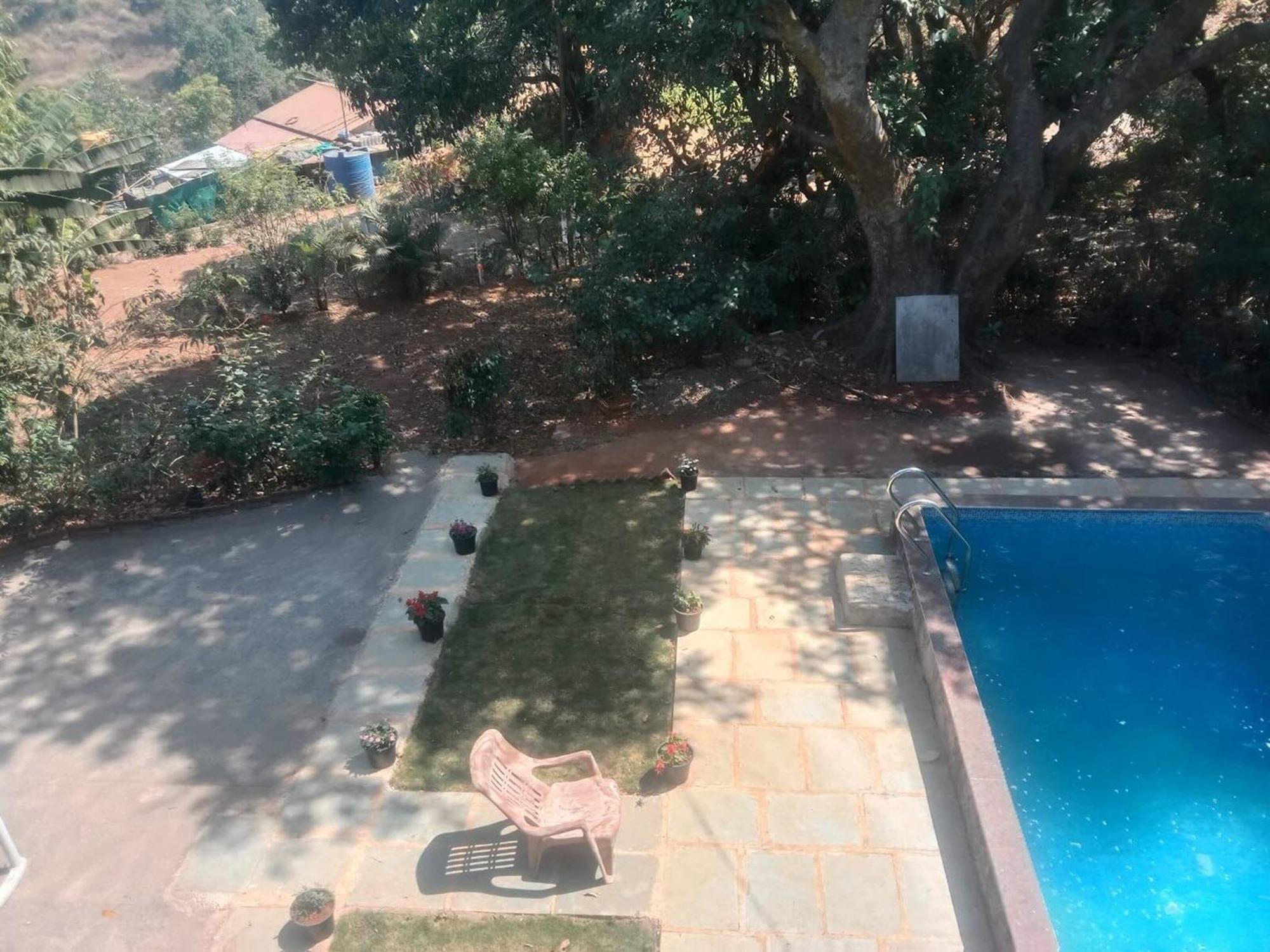 Villa Devansh *