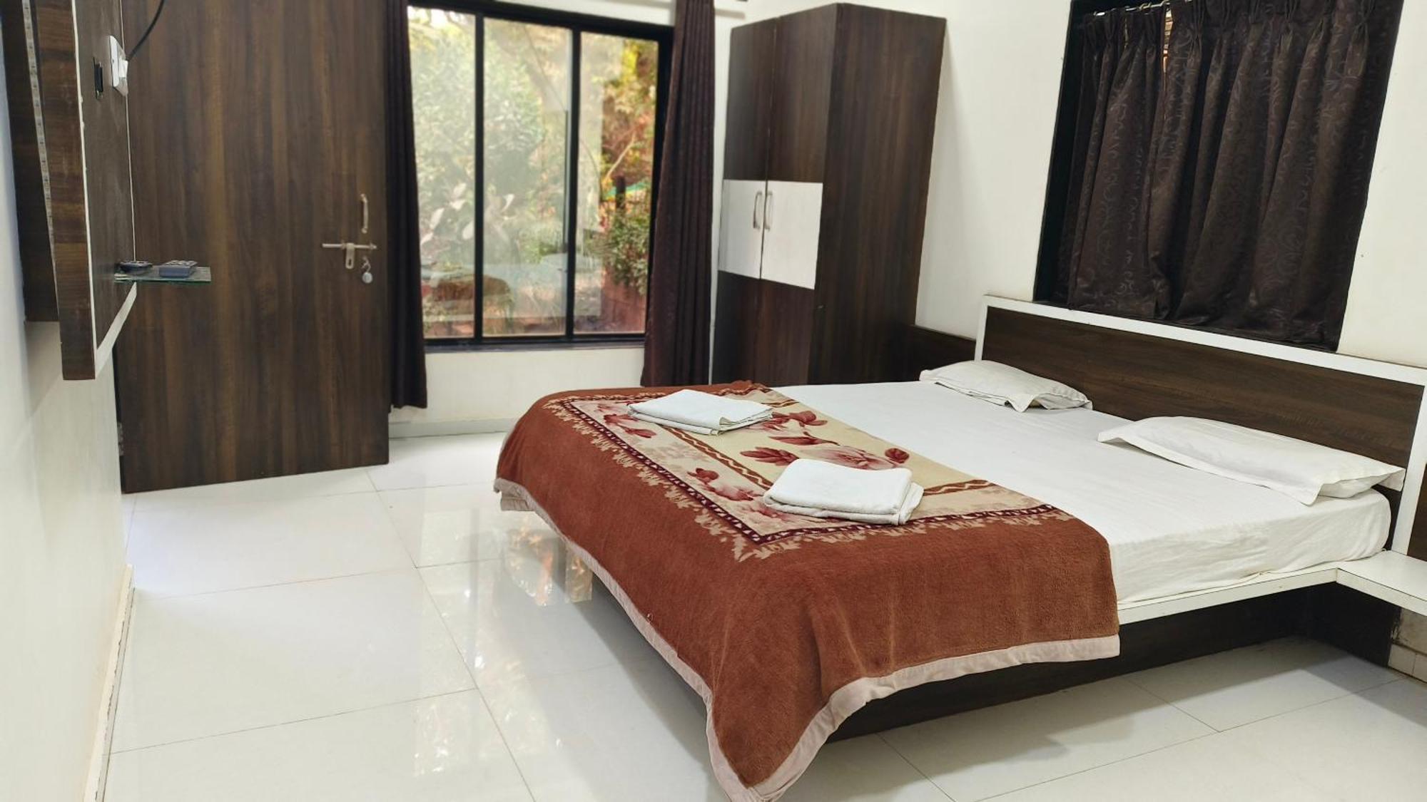 Girichintan Bunglow * Mahabaleshwar