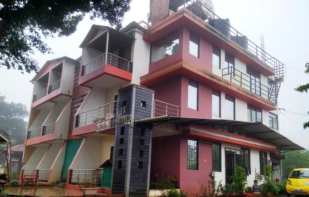 Hotel Jk