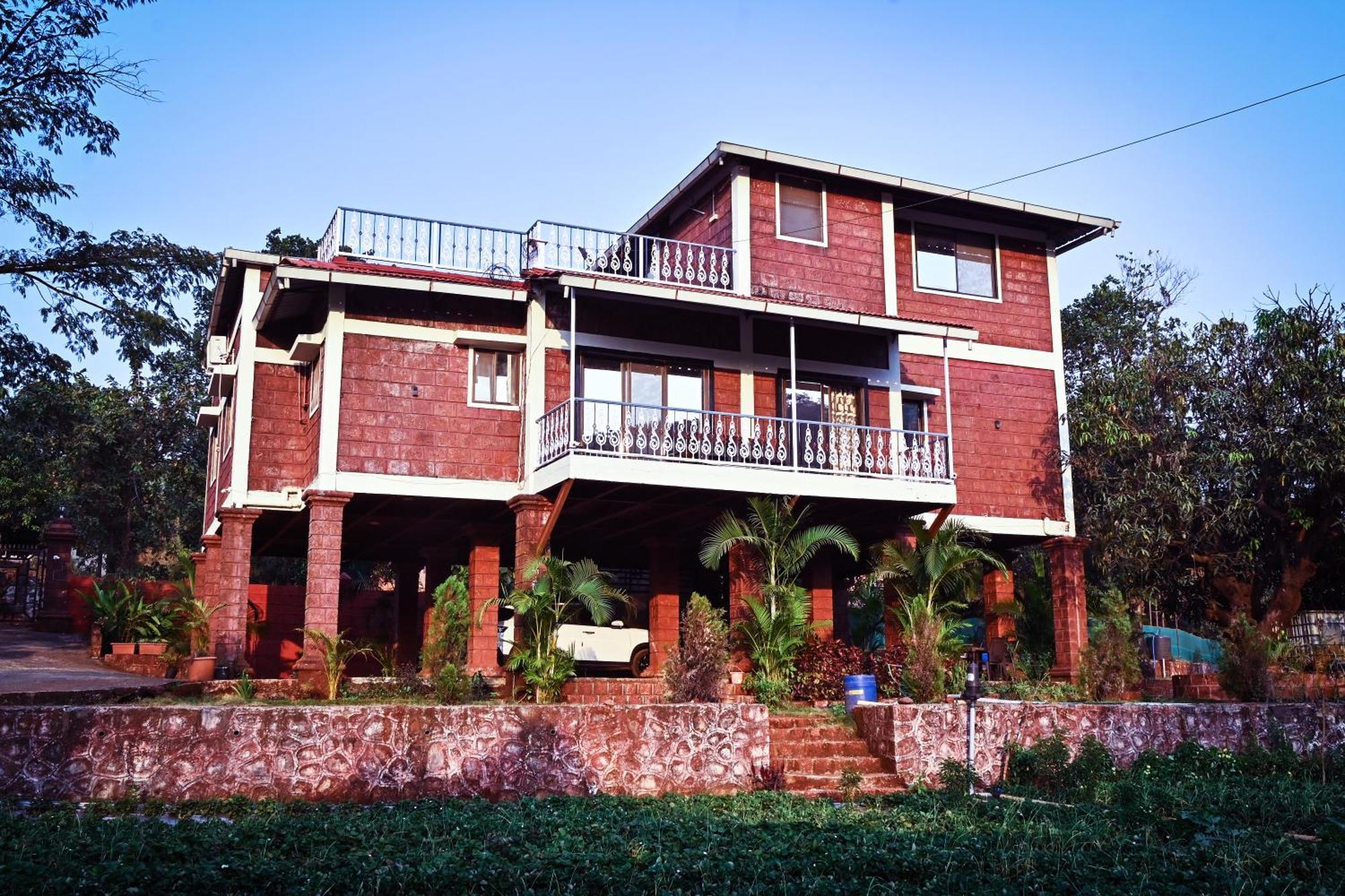 Raj Shringar Mahabaleshwar