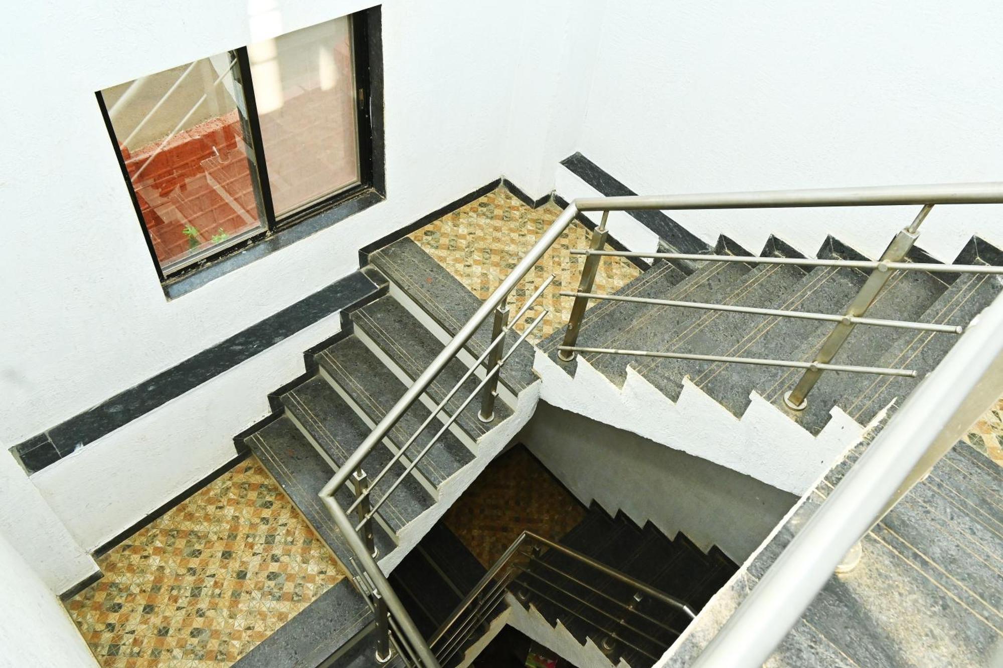 Raj Shringar Hotel 3*