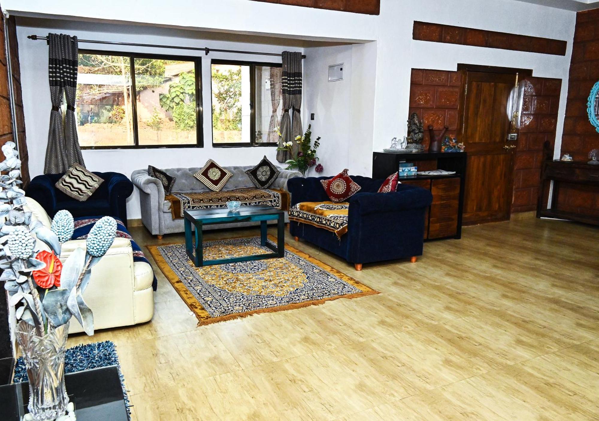 Raj Shringar Hotel