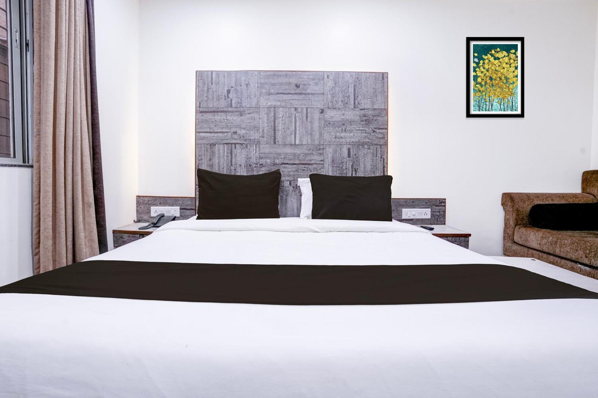 Super Townhouse Formerly Shiva's Valley Hotel 3*